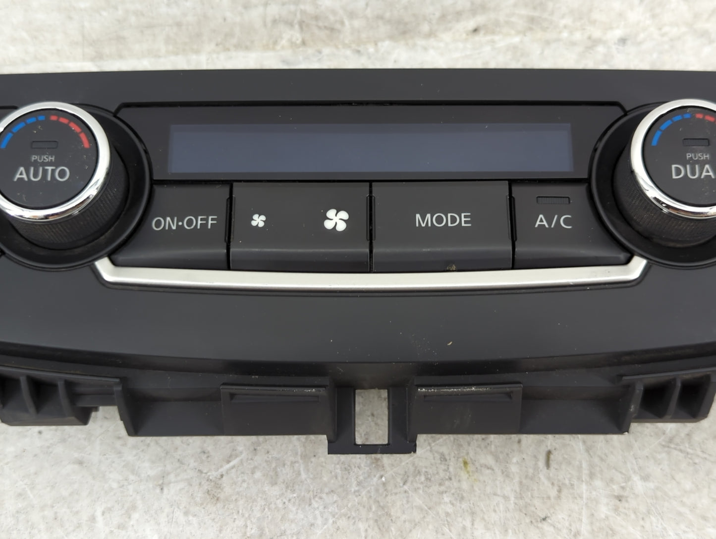 2016-2018 Nissan Altima Climate Control Module Temperature AC/Heater Replacement P/N:27500 9HS0A Fits Fits 2016 2017 2018 OE