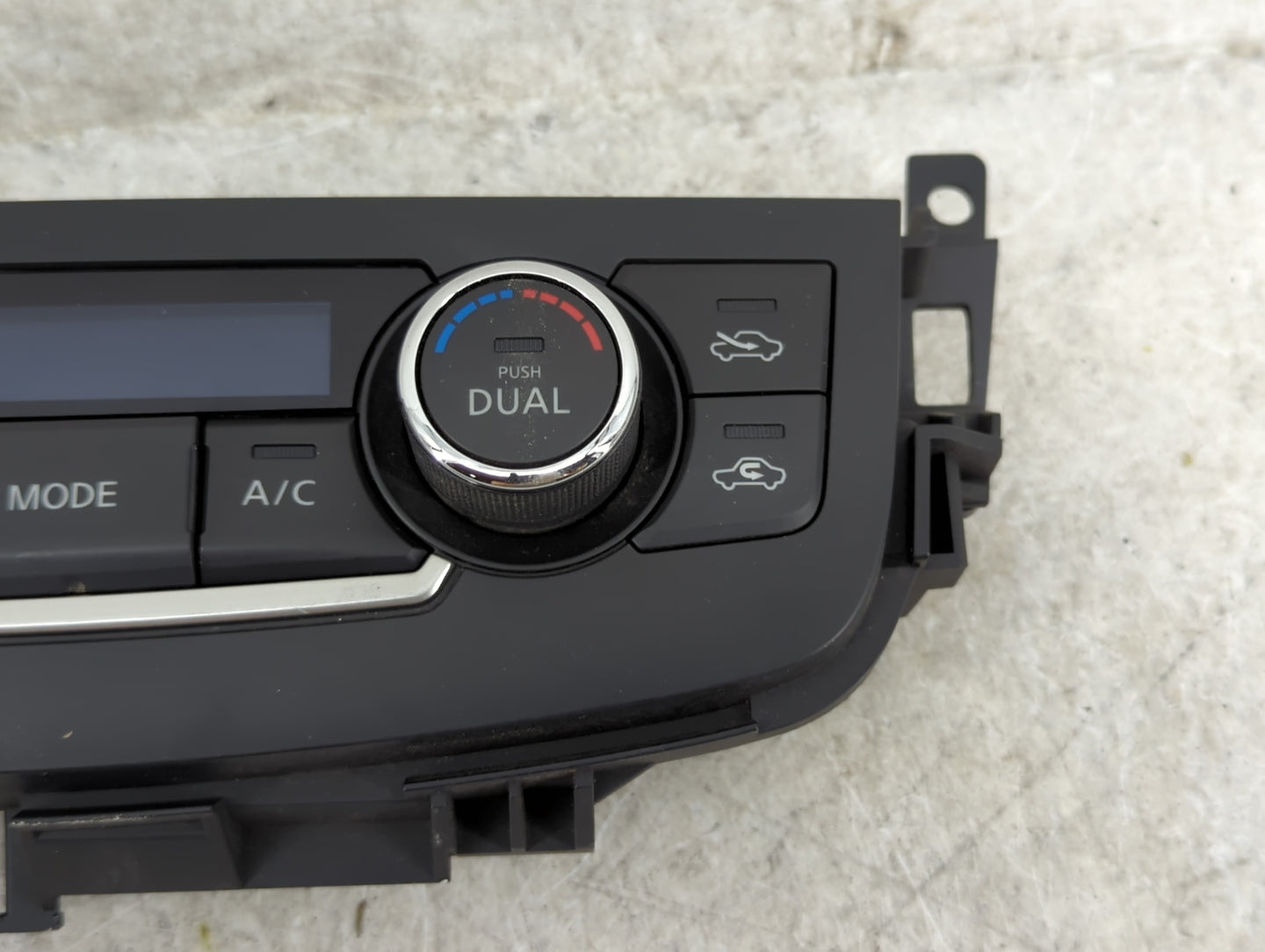 2016-2018 Nissan Altima Climate Control Module Temperature AC/Heater Replacement P/N:27500 9HS0A Fits Fits 2016 2017 2018 OE