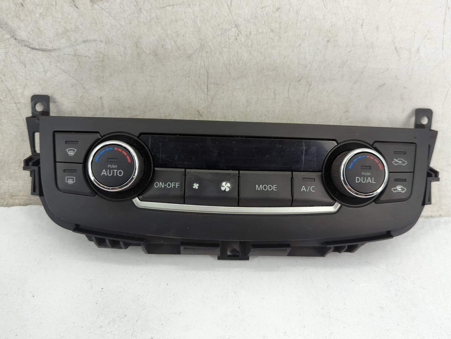 2016-2018 Nissan Altima Climate Control Module Temperature AC/Heater Replacement P/N:27500 9HS0A Fits Fits 2016 2017 2018 OE
