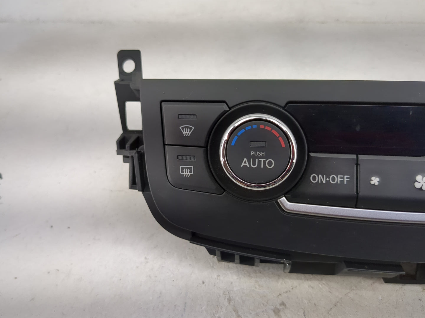 2016-2018 Nissan Altima Climate Control Module Temperature AC/Heater Replacement P/N:27500 9HS0A Fits Fits 2016 2017 2018 OE