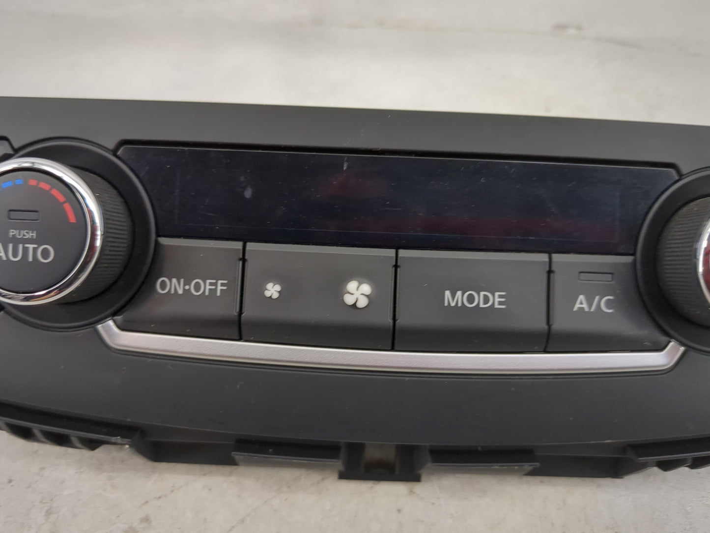 2016-2018 Nissan Altima Climate Control Module Temperature AC/Heater Replacement P/N:27500 9HS0A Fits Fits 2016 2017 2018 OE