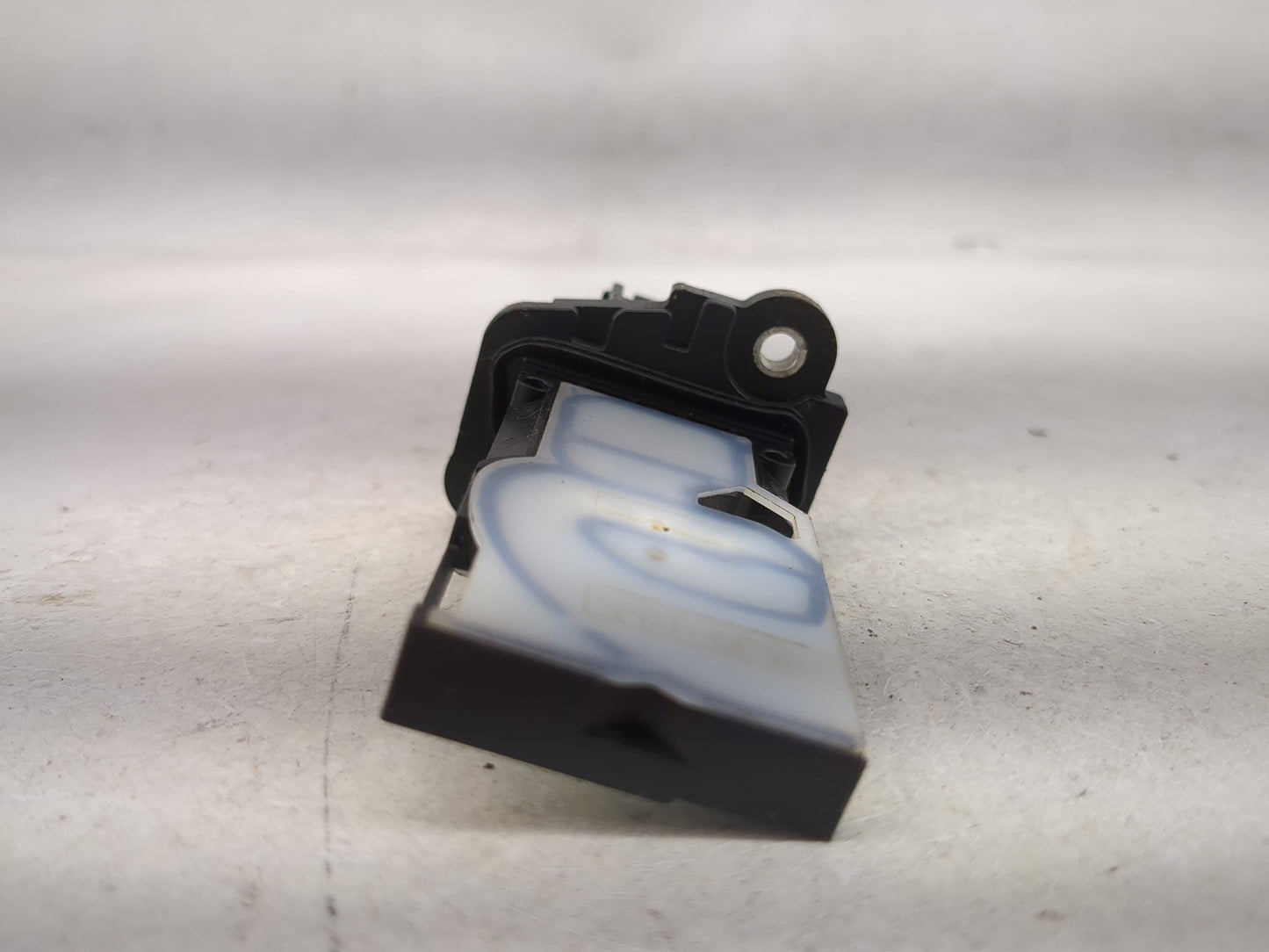 2016-2018 Nissan Altima Mass Air Flow Meter Maf 1486727 - Oemusedautoparts1.com