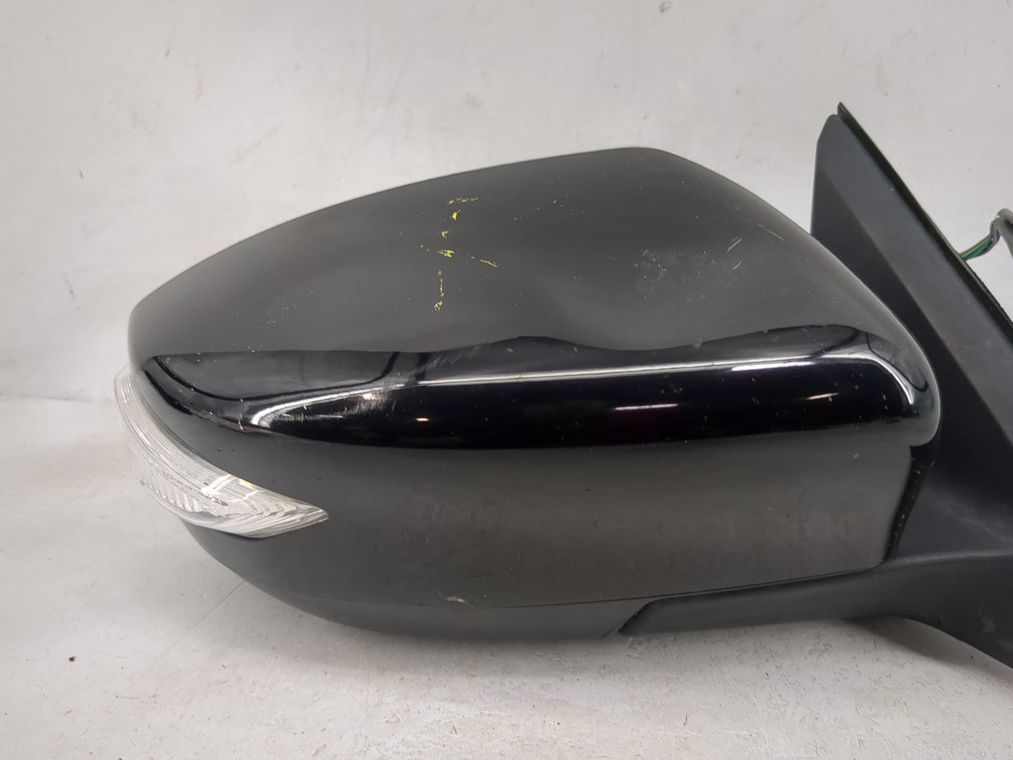 2013-2018 Nissan Altima Passenger Side View Mirror - Right Door Mirror OEM Used - Oemusedautoparts1.com