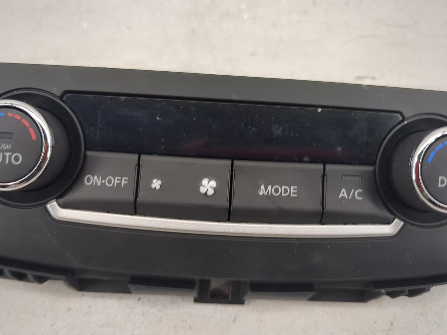 2016-2018 Nissan Altima Climate Control Module Temperature AC/Heater Replacement P/N:27500 9HS0A Fits Fits 2016 2017 2018 OE