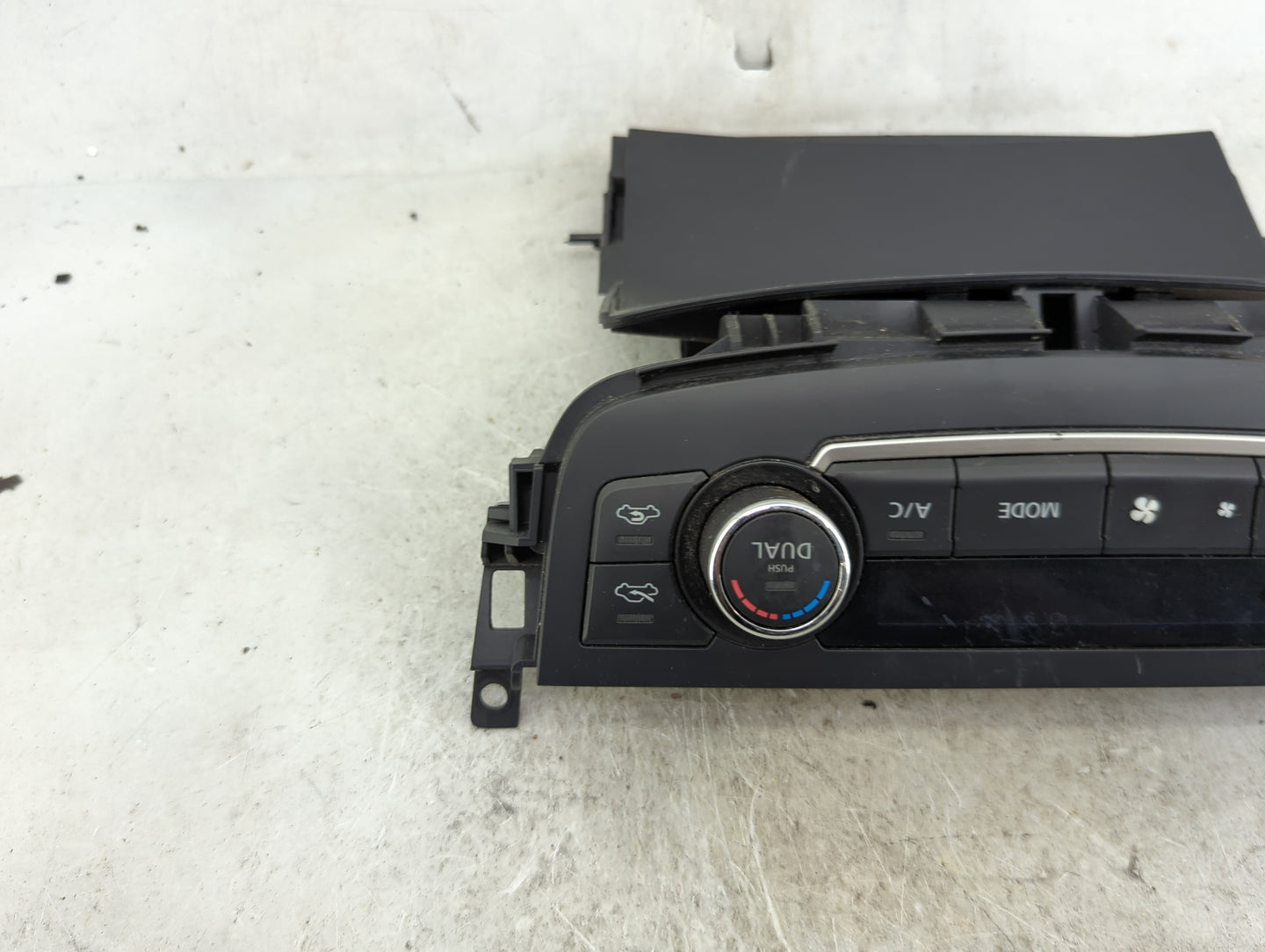 2016-2018 Nissan Altima Climate Control Module Temperature AC/Heater Replacement Fits Fits 2016 2017 2018 OEM Used Auto Part