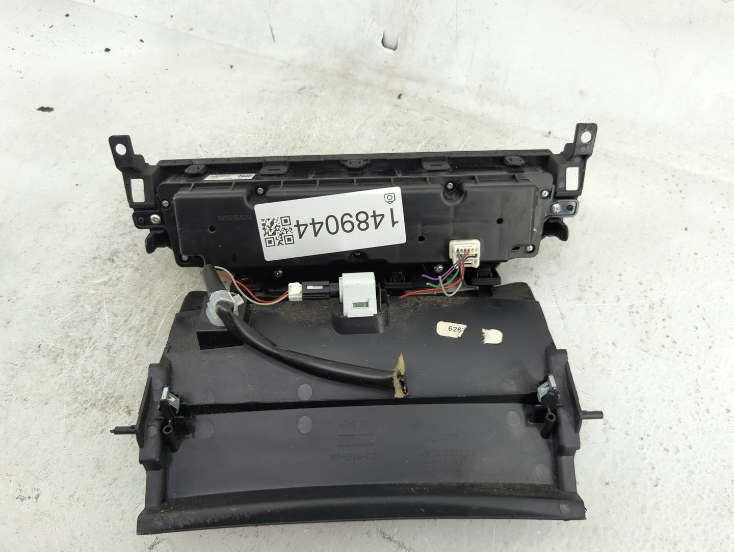 2016-2018 Nissan Altima Climate Control Module Temperature AC/Heater Replacement Fits Fits 2016 2017 2018 OEM Used Auto Part