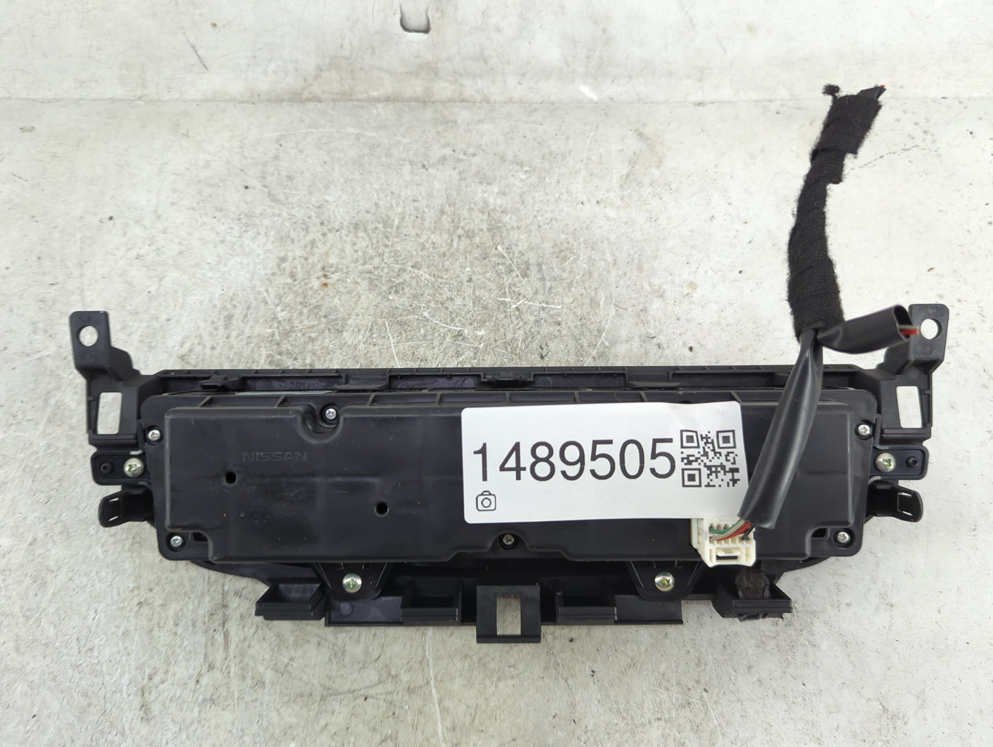 2016-2018 Nissan Altima Climate Control Module Temperature AC/Heater Replacement Fits Fits 2016 2017 2018 OEM Used Auto Part