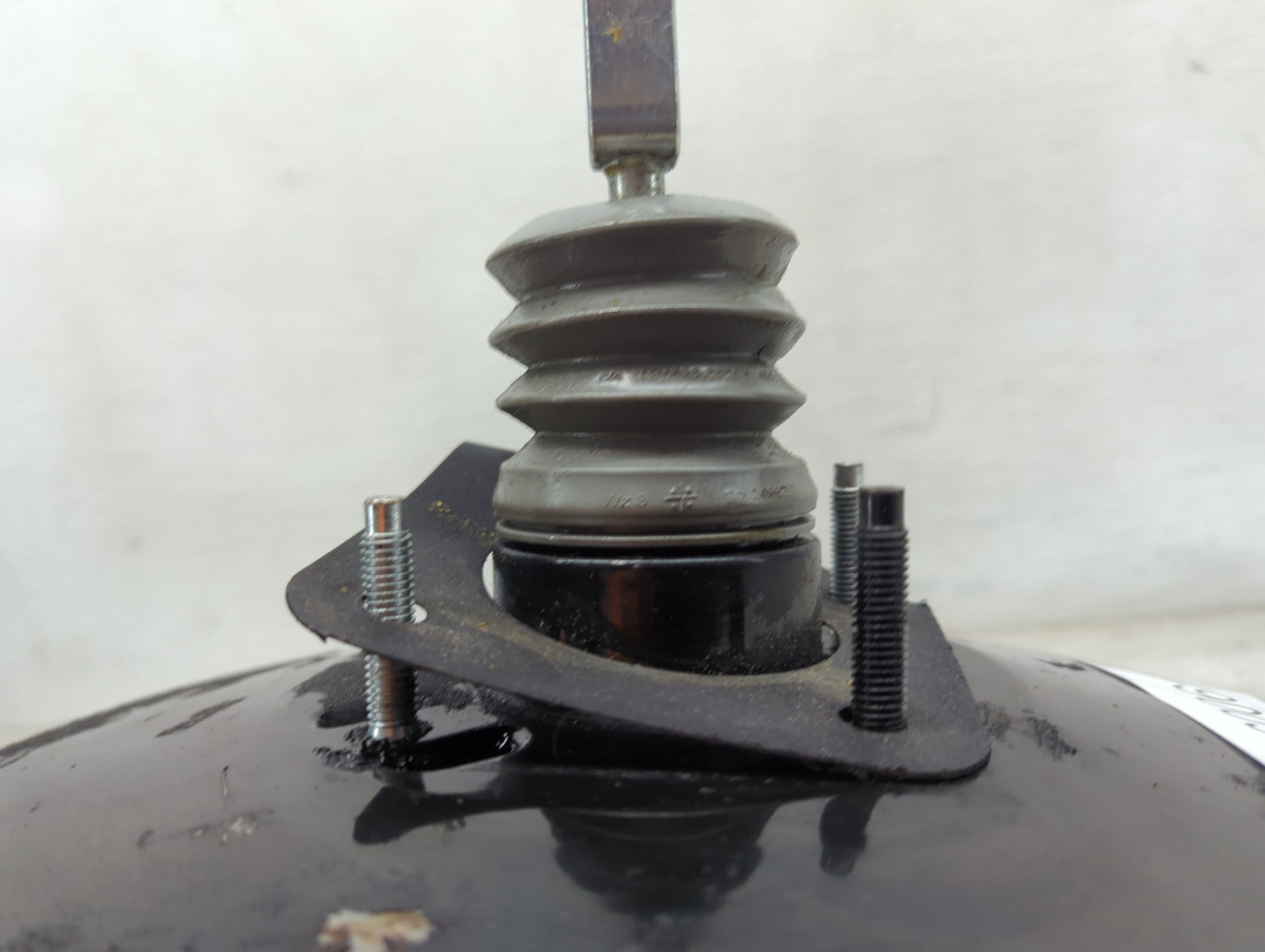 2016-2018 Nissan Altima Power Brake Booster Oem 1490096 - Oemusedautoparts1.com