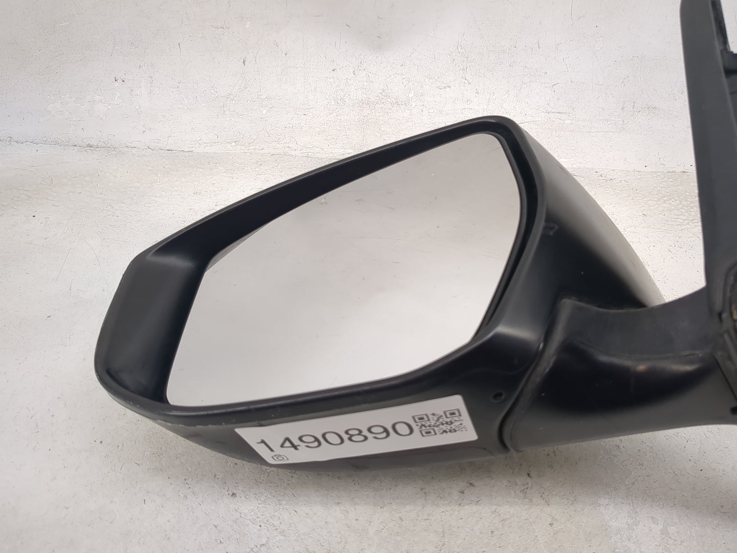 2013-2018 Nissan Altima Driver Side View Mirror - Left Door Mirror OEM Used - Oemusedautoparts1.com