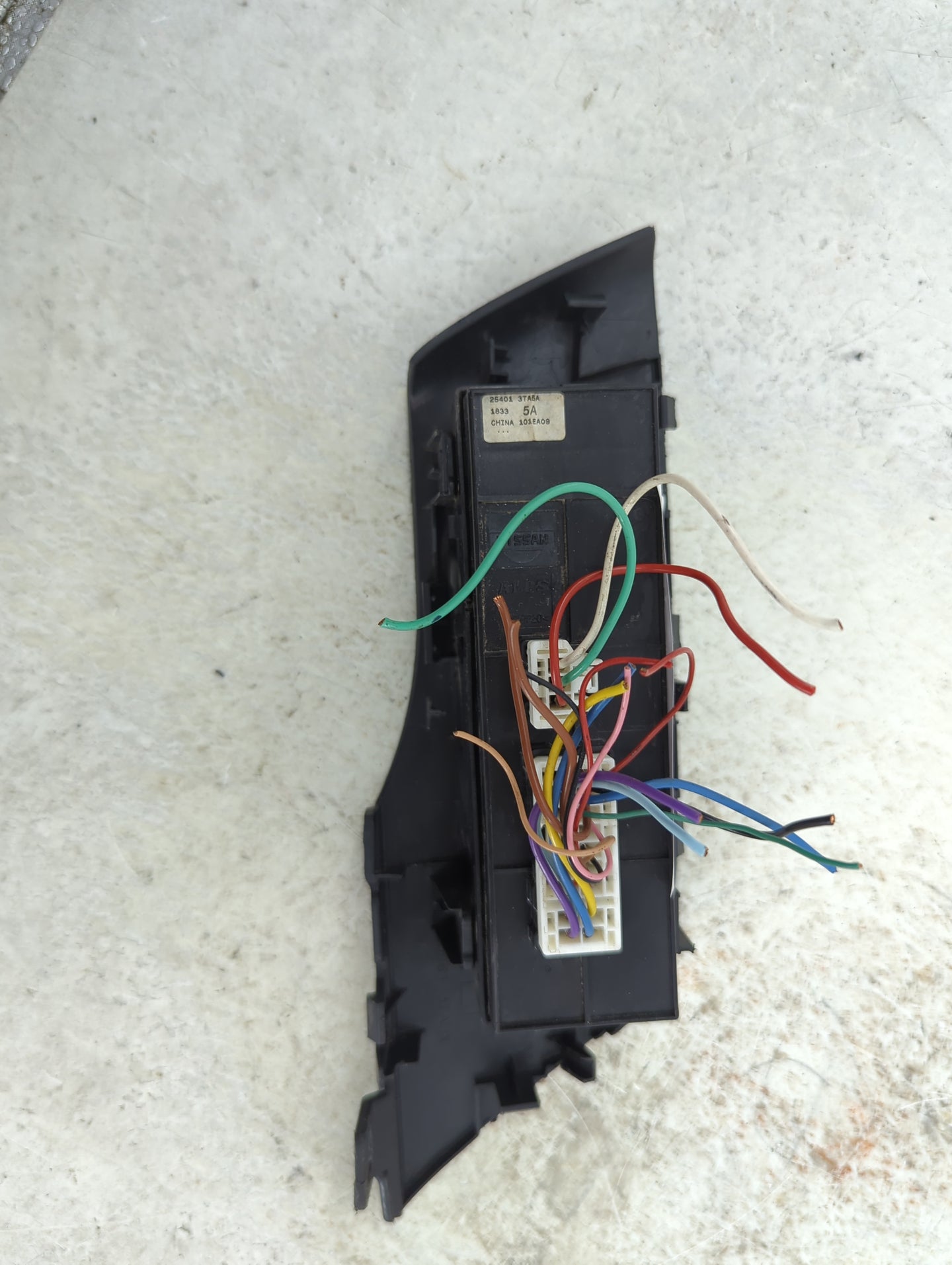 2013-2018 Nissan Altima Passenger Right Power Window Switch 25401 3ta5a 1493765 - Oemusedautoparts1.com