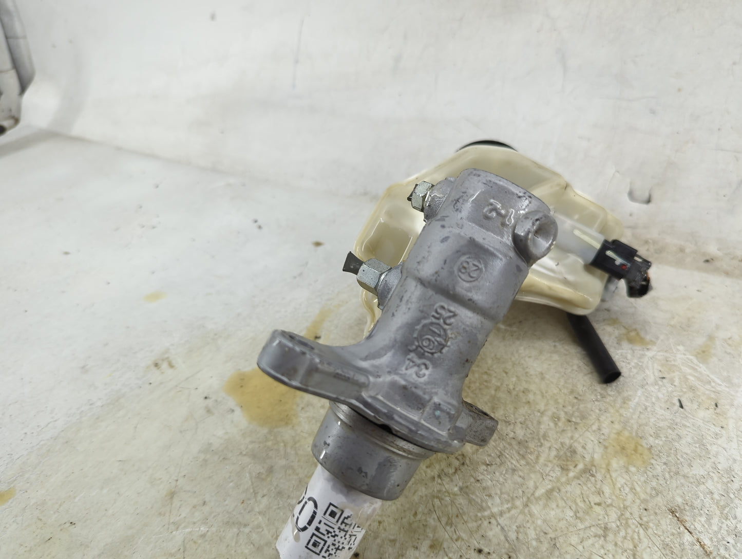 2013-2018 Nissan Altima Brake Master Cylinder 1496720 - Oemusedautoparts1.com