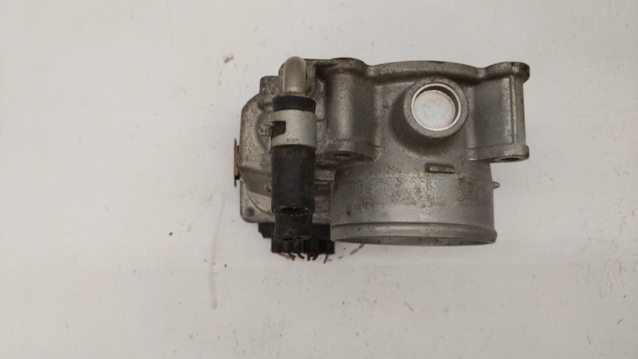 2013-2018 Nissan Altima Throttle Body P/N:3TA60-01 C 3TA60-01 B, 3TA60-01 A Fits Fits 2013 2014 2015 2016 2017 2018 2019 OEM
