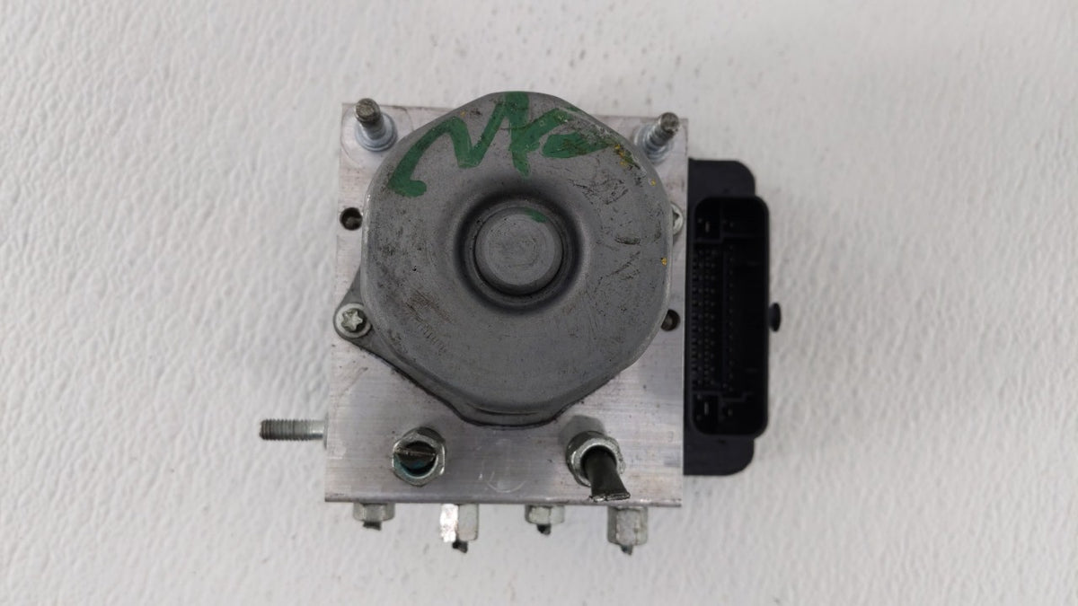 2017-2018 Nissan Altima Anti-Lock Brake ABS Pump Module Actuator OEM P/N:47660 9HU0A 47660 9HS0A Fits Fits 2017 2018 OEM Use