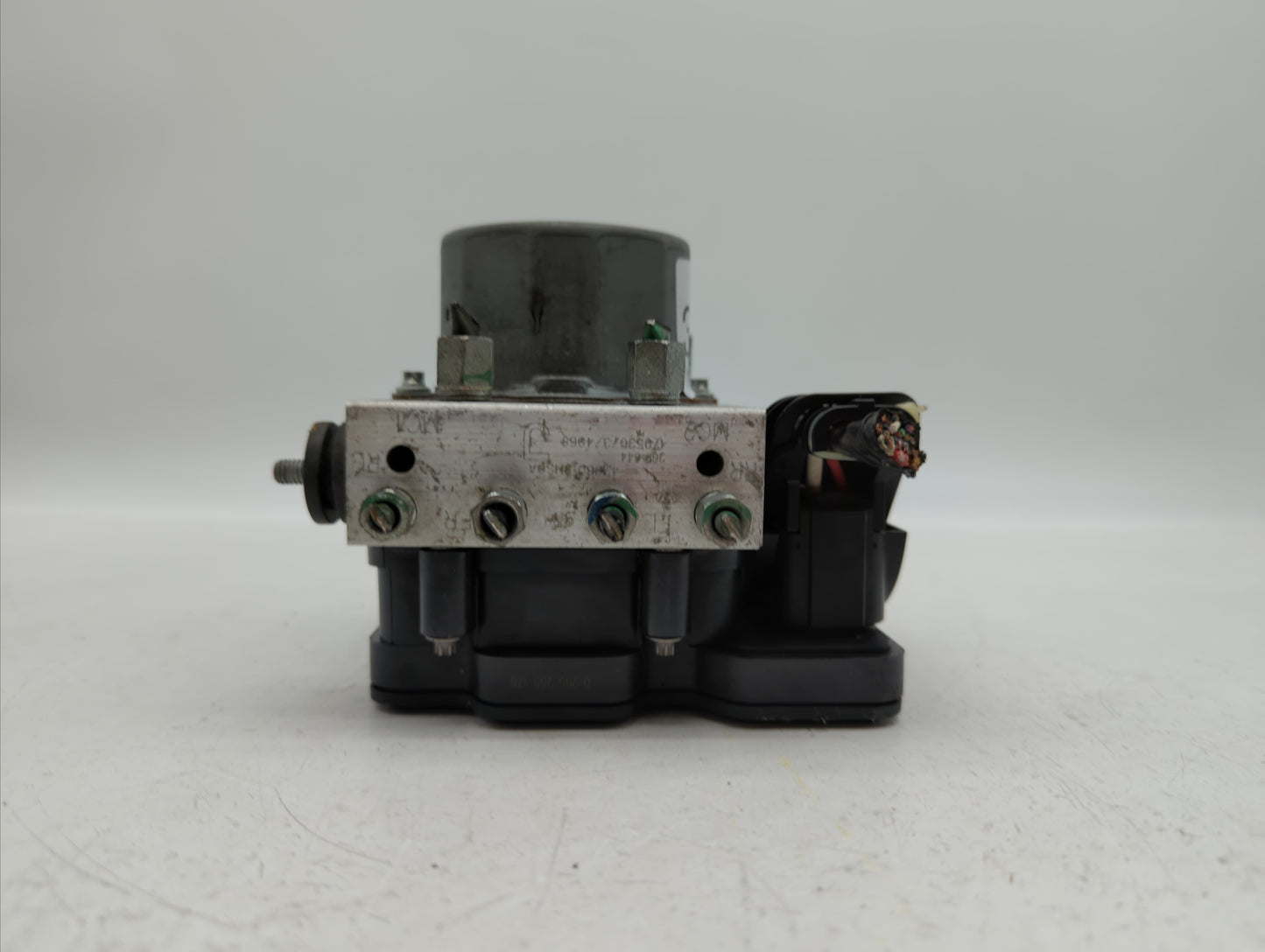 2017-2018 Nissan Altima ABS Pump Control Module Replacement P/N:47660 9HU0A 47660 9HS0A Fits Fits 2017 2018 OEM Used Auto Pa