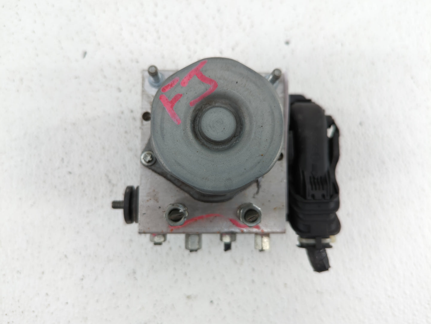 2017-2018 Nissan Altima ABS Pump Control Module Replacement P/N:47660 9HU0A 47660 9HS0A Fits Fits 2017 2018 OEM Used Auto Pa