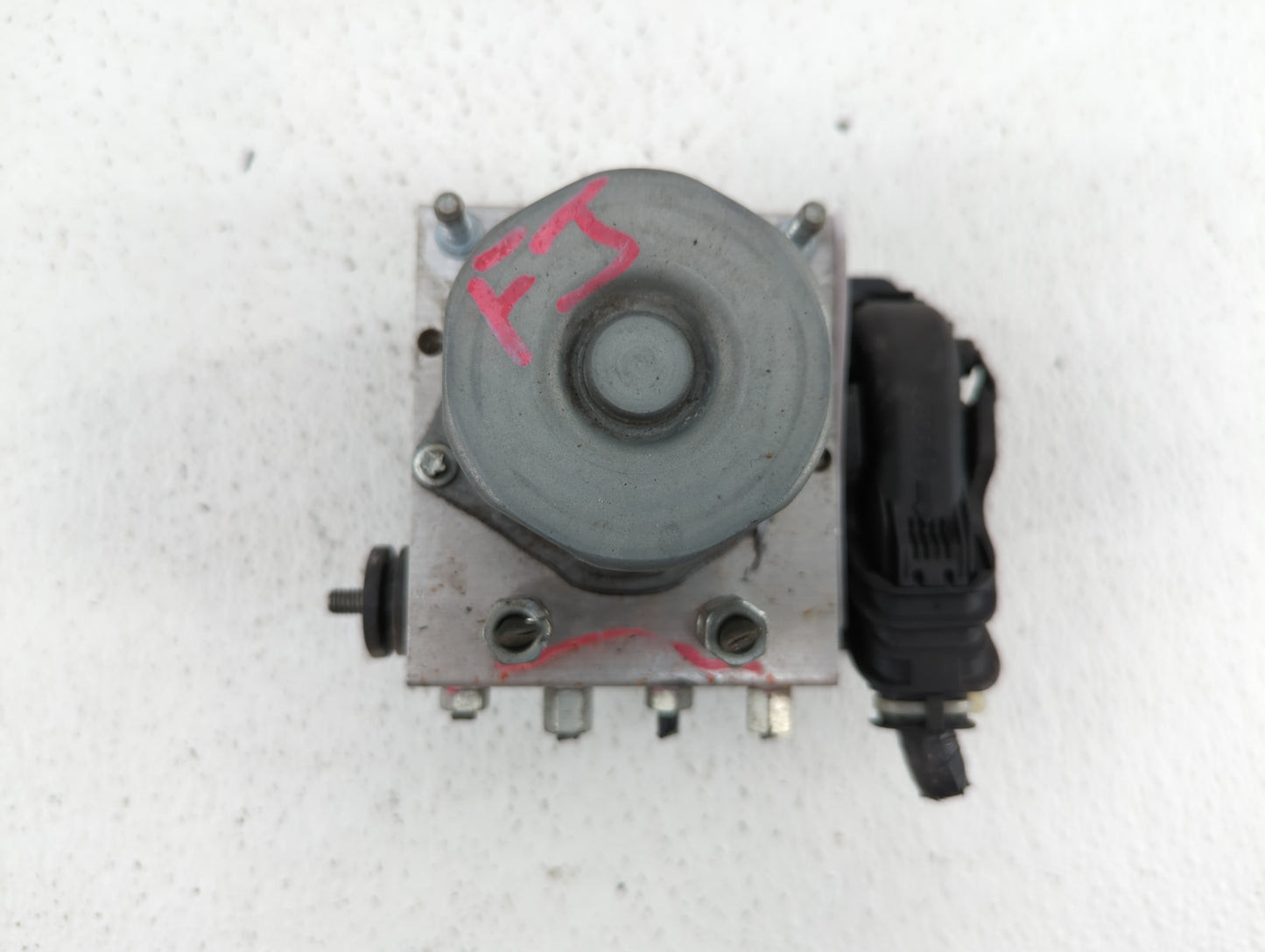 2017-2018 Nissan Altima ABS Pump Control Module Replacement P/N:47660 9HU0A 47660 9HS0A Fits Fits 2017 2018 OEM Used Auto Pa