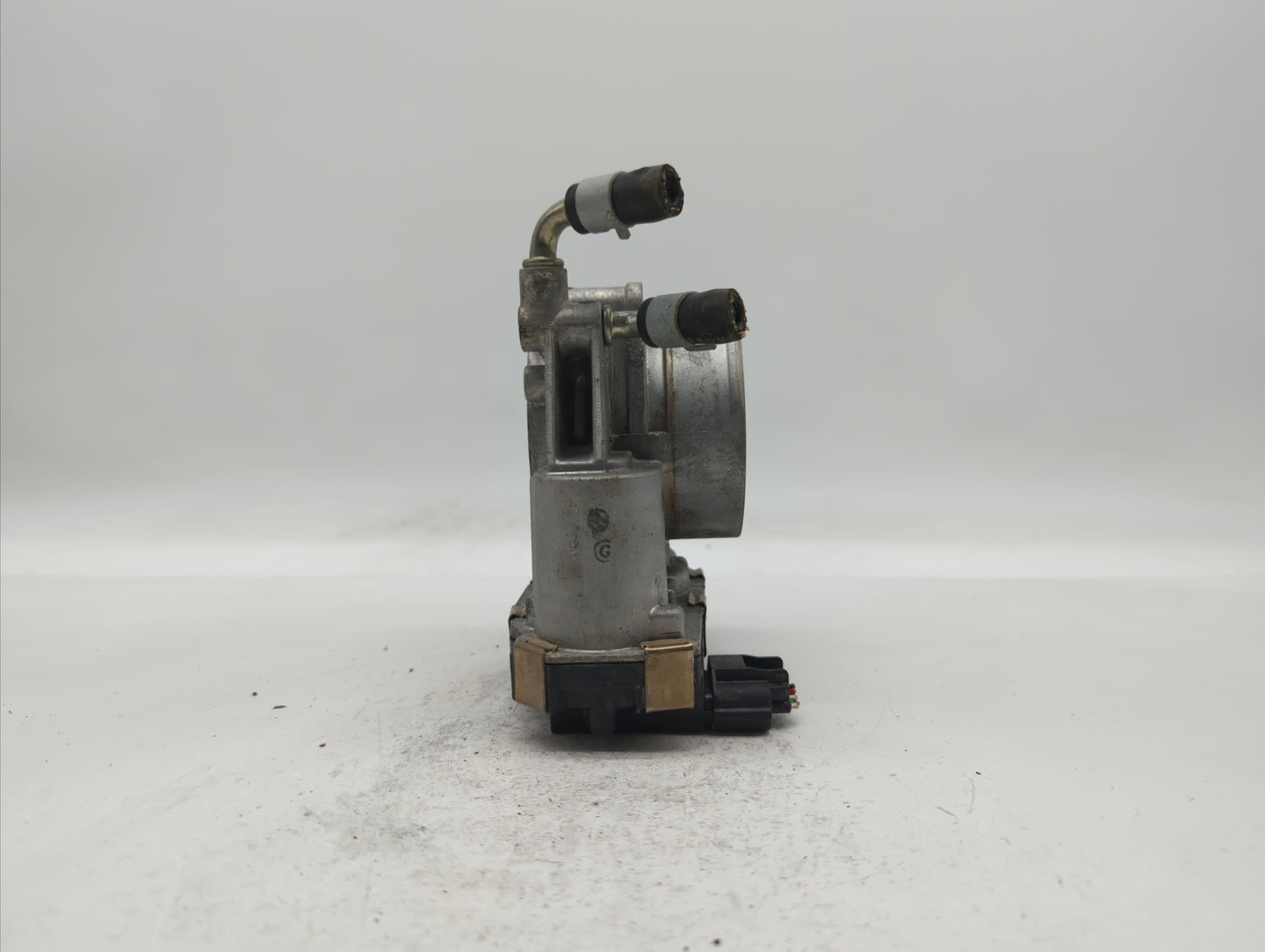 2015-2018 Nissan Altima Throttle Body P/N:RME70-50 Fits Fits 2015 2016 2017 2018 2019 OEM Used Auto Parts - Oemusedautoparts