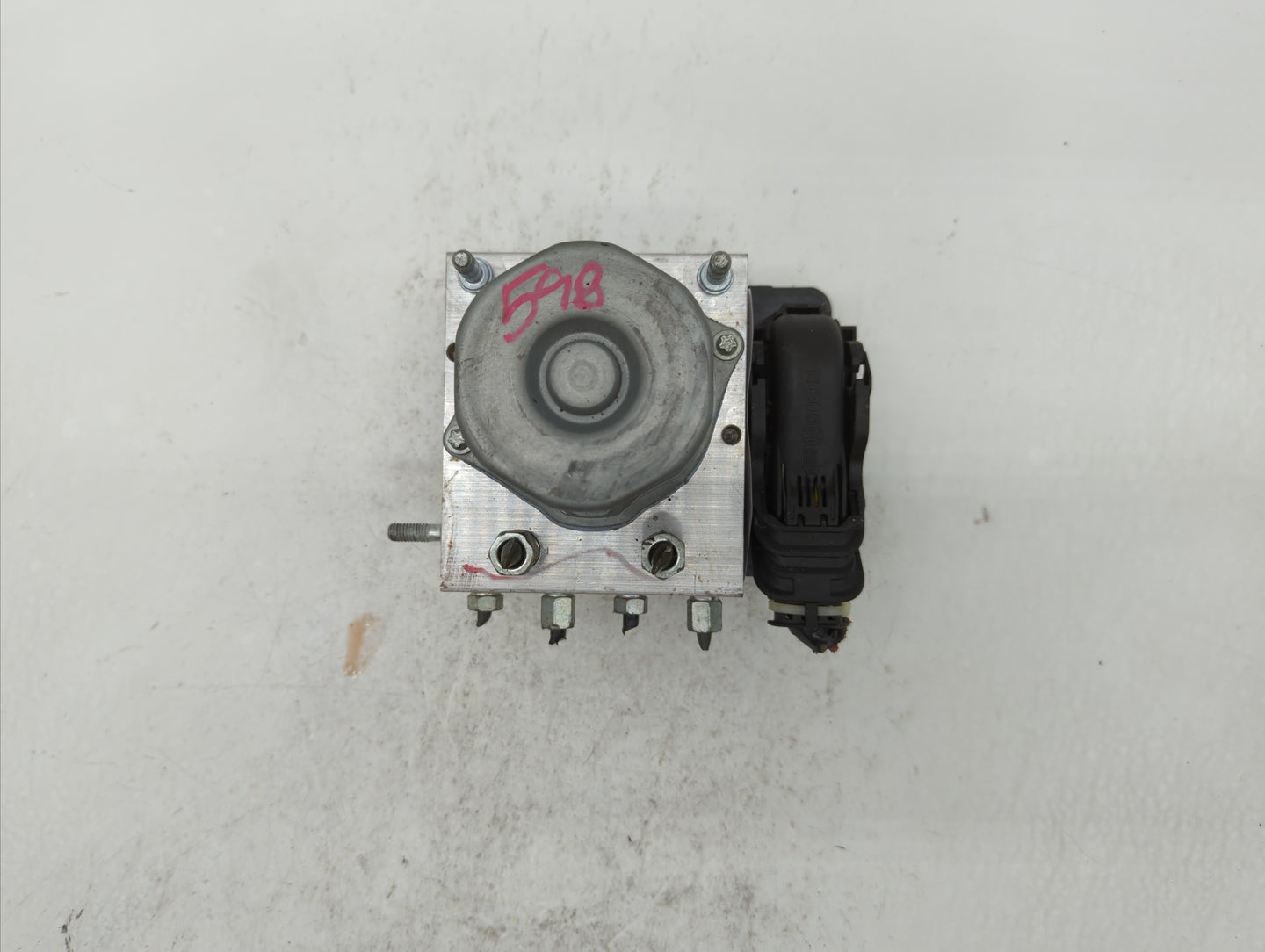 2017-2018 Nissan Altima ABS Pump Control Module Replacement P/N:47660 9HU0A 47660 9HS0A Fits Fits 2017 2018 OEM Used Auto Pa