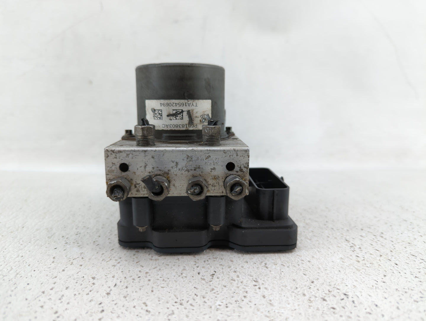 2017-2018 Nissan Altima ABS Pump Control Module Replacement P/N:P68183803AC 47660 9HU0A, 47660 9HS0A Fits Fits 2017 2018 OEM