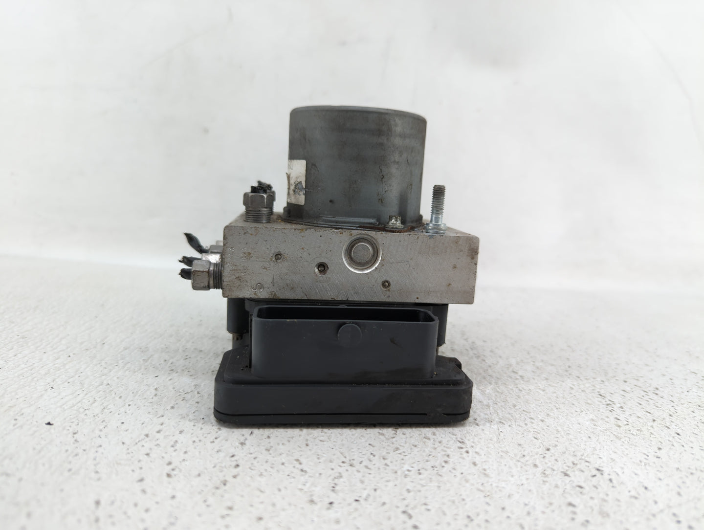 2017-2018 Nissan Altima ABS Pump Control Module Replacement P/N:P68183803AC 47660 9HU0A, 47660 9HS0A Fits Fits 2017 2018 OEM