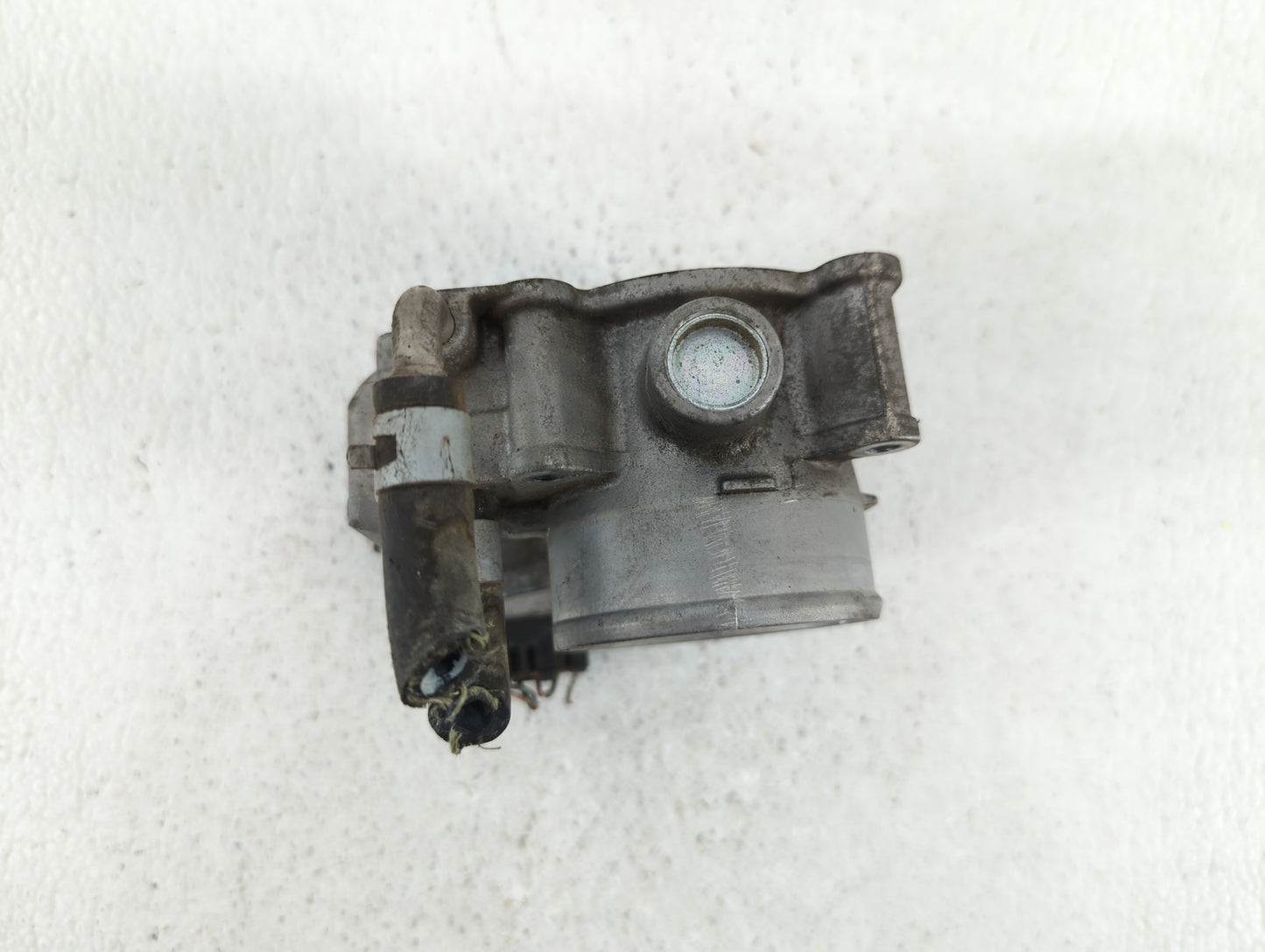 2013-2018 Nissan Altima Throttle Body P/N:3TA60-01 C 3TA60-01 B, 3TA60-01 A Fits Fits 2013 2014 2015 2016 2017 2018 2019 OEM
