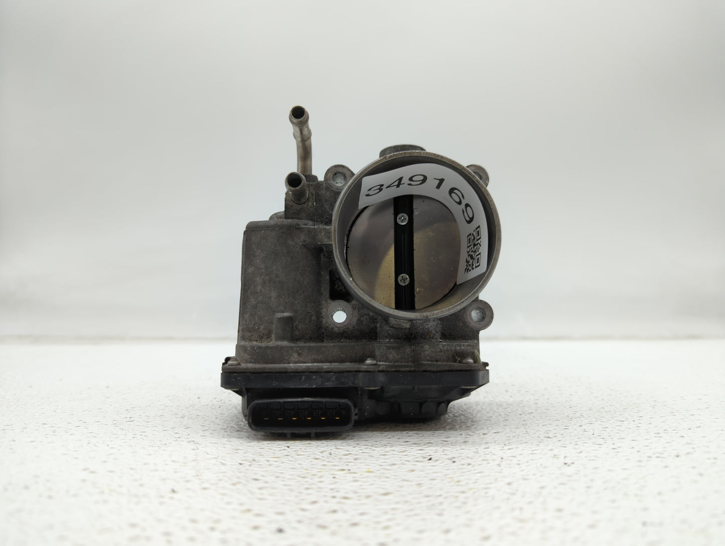 2013-2018 Nissan Altima Throttle Body P/N:3TA60-01 C 3TA60-01 B, 3TA60-01 A Fits Fits 2013 2014 2015 2016 2017 2018 2019 OEM