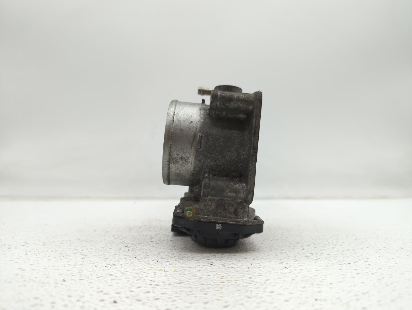 2013-2018 Nissan Altima Throttle Body P/N:3TA60-01 C 3TA60-01 B, 3TA60-01 A Fits Fits 2013 2014 2015 2016 2017 2018 2019 OEM