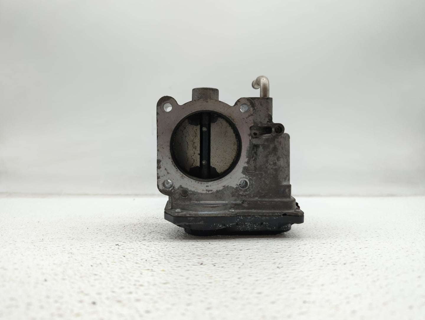 2013-2018 Nissan Altima Throttle Body P/N:3TA60-01 C 3TA60-01 B, 3TA60-01 A Fits Fits 2013 2014 2015 2016 2017 2018 2019 OEM