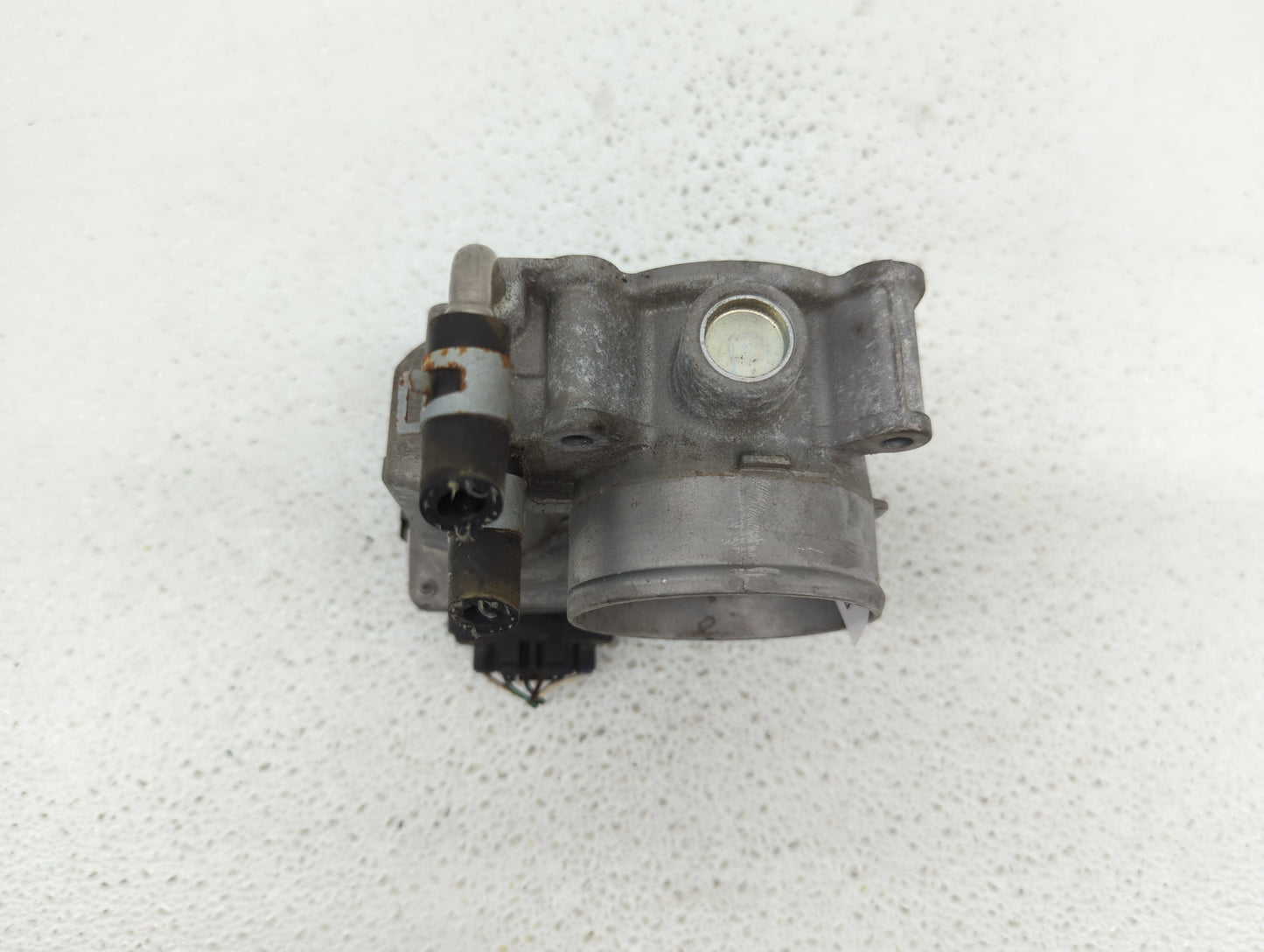2013-2018 Nissan Altima Throttle Body P/N:3TA60-01 C 3TA60-01 B, 3TA60-01 A Fits Fits 2013 2014 2015 2016 2017 2018 2019 OEM
