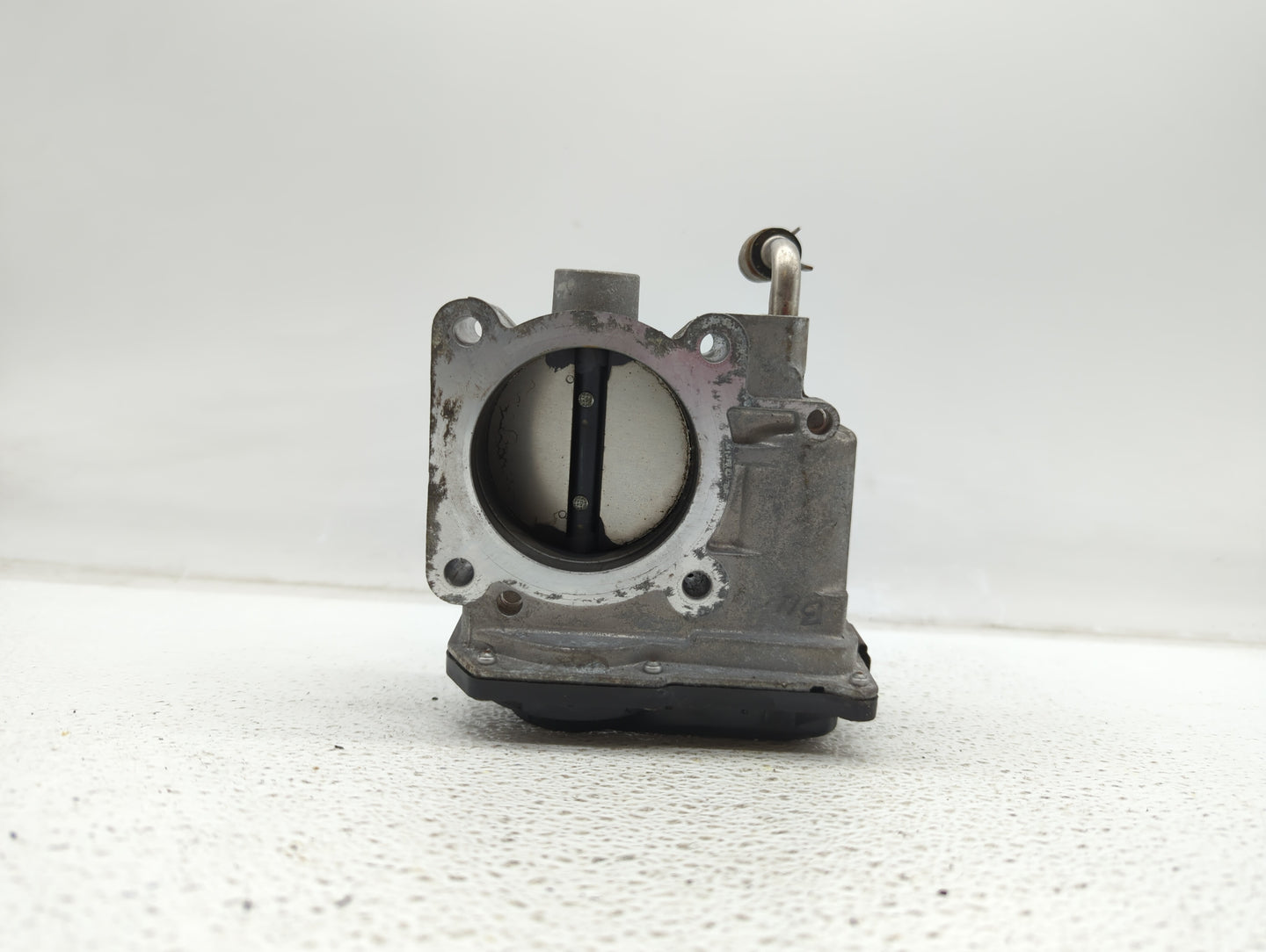 2013-2018 Nissan Altima Throttle Body P/N:3TA60-01 C 3TA60-01 B, 3TA60-01 A Fits Fits 2013 2014 2015 2016 2017 2018 2019 OEM