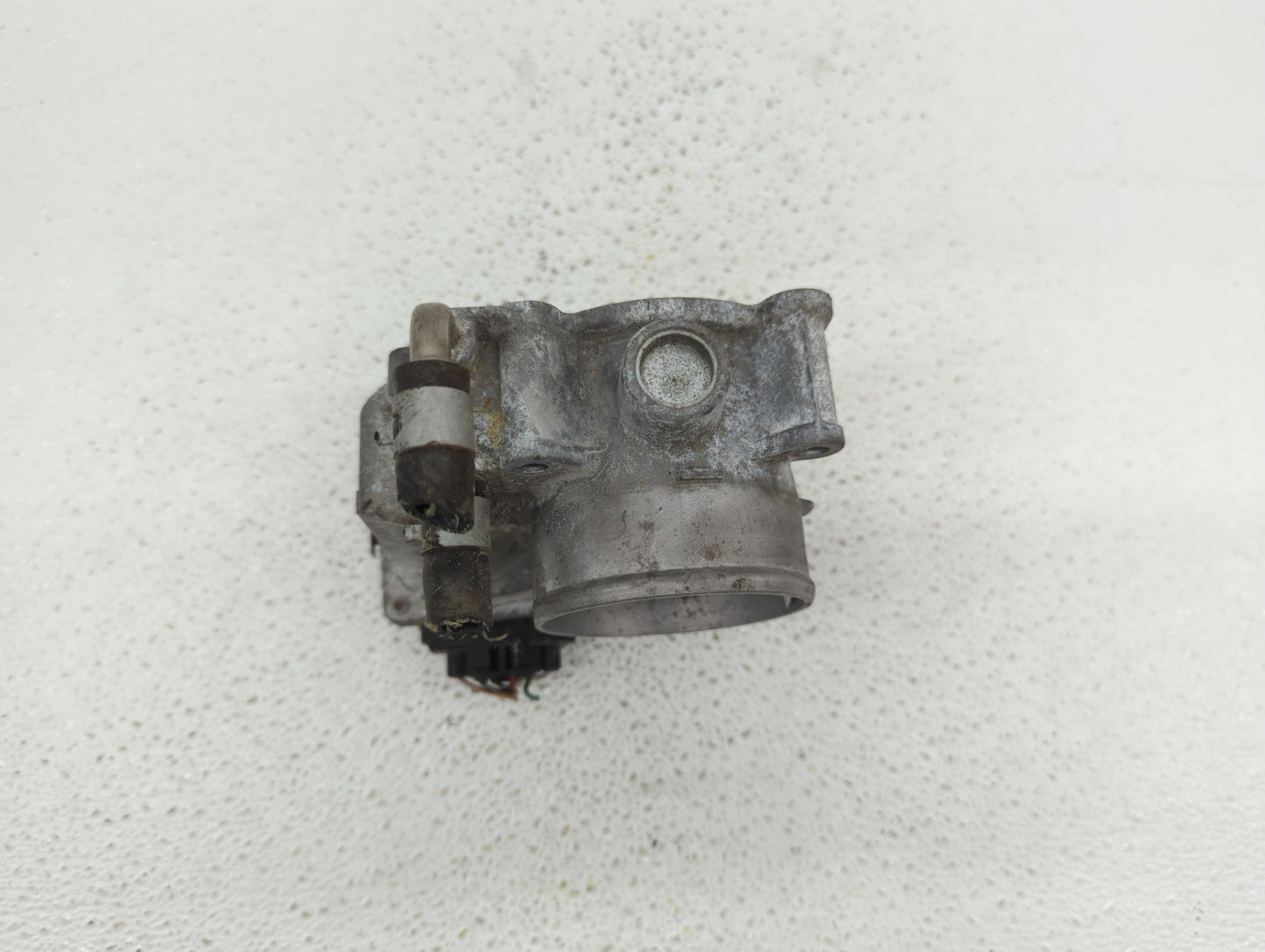 2013-2018 Nissan Altima Throttle Body P/N:3TA60-01 C 3TA60-01 B, 3TA60-01 A Fits Fits 2013 2014 2015 2016 2017 2018 2019 OEM
