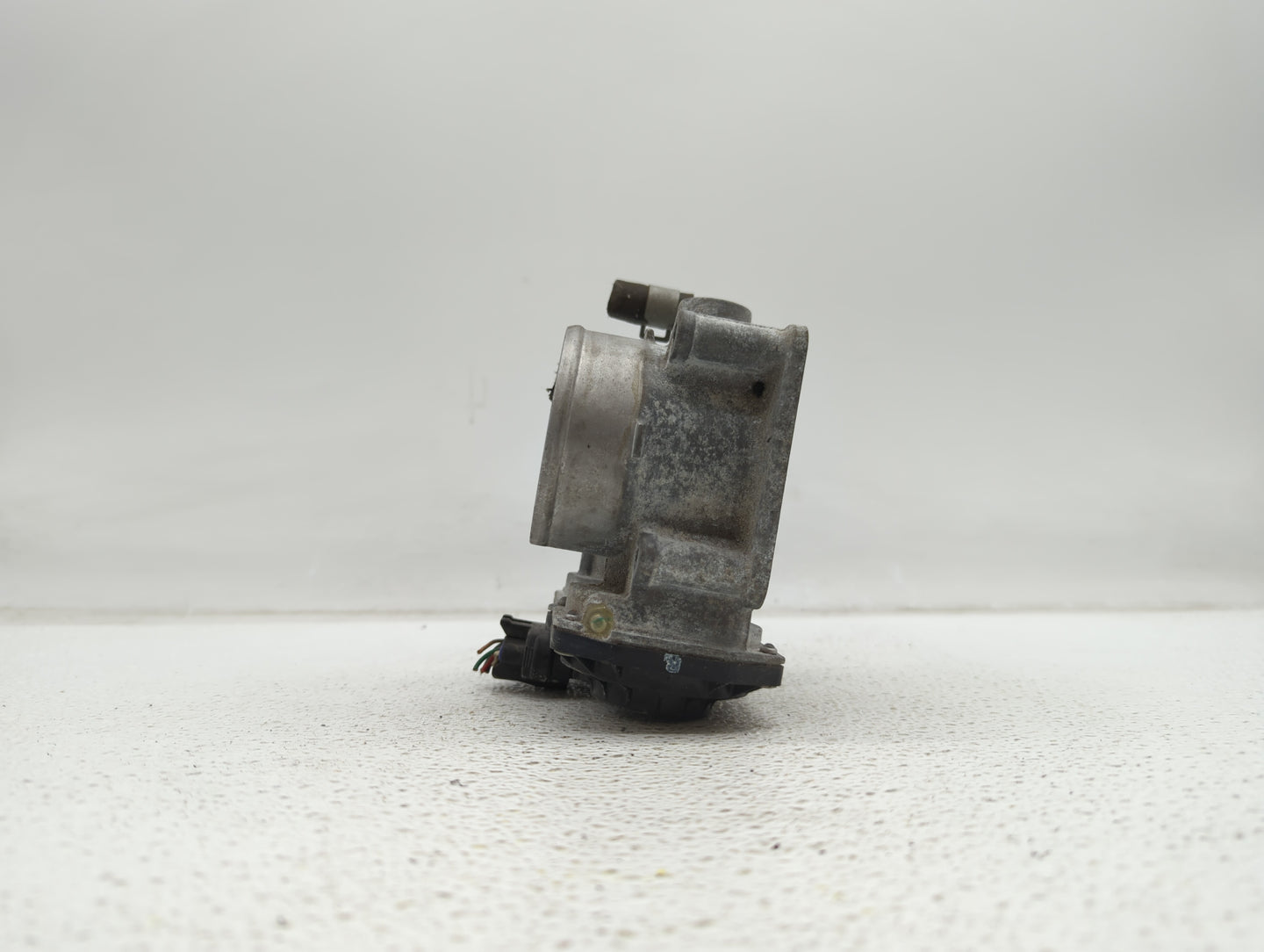 2013-2018 Nissan Altima Throttle Body P/N:3TA60-01 C 3TA60-01 B, 3TA60-01 A Fits Fits 2013 2014 2015 2016 2017 2018 2019 OEM