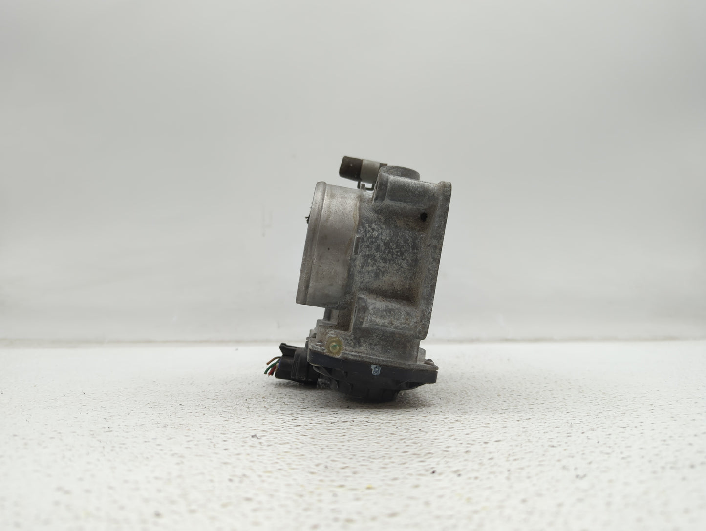 2013-2018 Nissan Altima Throttle Body P/N:3TA60-01 C 3TA60-01 B, 3TA60-01 A Fits Fits 2013 2014 2015 2016 2017 2018 2019 OEM