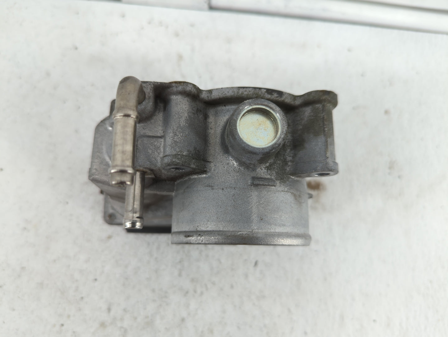 2013-2018 Nissan Altima Throttle Body P/N:3TA60-01 C 3TA60-01 B, 3TA60-01 A Fits Fits 2013 2014 2015 2016 2017 2018 2019 OEM