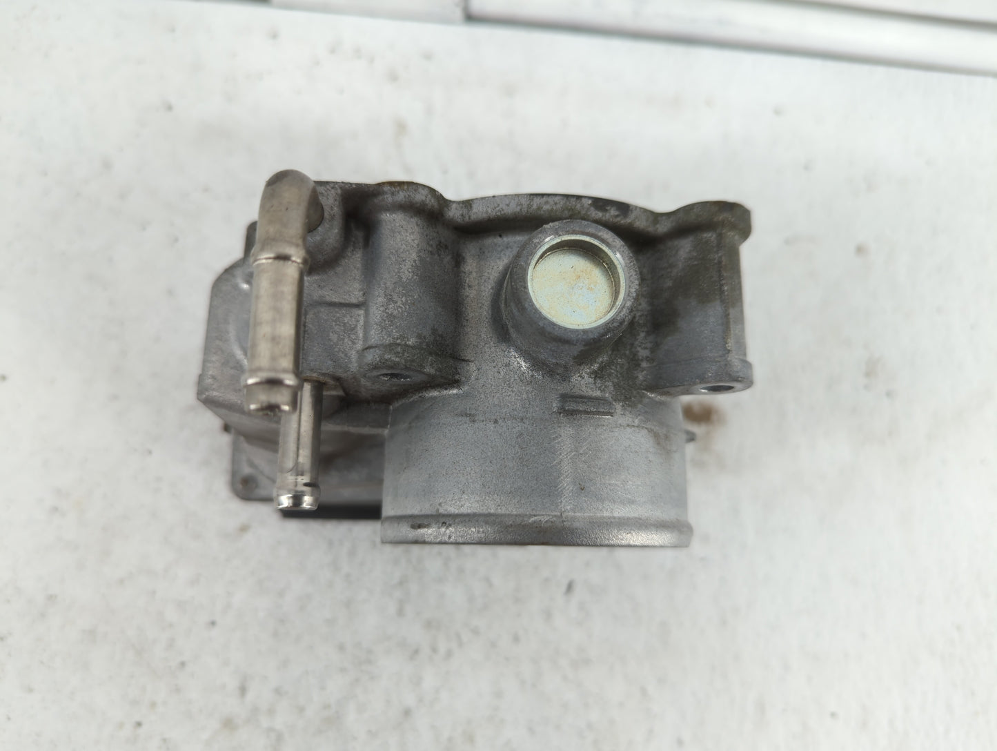2013-2018 Nissan Altima Throttle Body P/N:3TA60-01 C 3TA60-01 B, 3TA60-01 A Fits Fits 2013 2014 2015 2016 2017 2018 2019 OEM