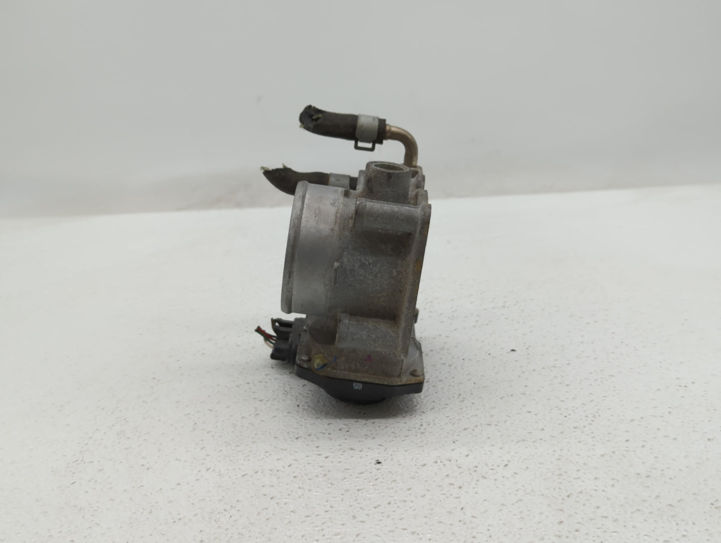 2013-2018 Nissan Altima Throttle Body P/N:3TA60-01 C 3TA60-01 B, 3TA60-01 A Fits Fits 2013 2014 2015 2016 2017 2018 2019 OEM