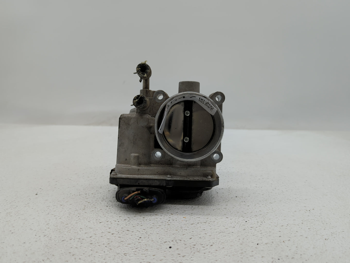 2013-2018 Nissan Altima Throttle Body P/N:3TA60-01 C 3TA60-01 B, 3TA60-01 A Fits Fits 2013 2014 2015 2016 2017 2018 2019 OEM
