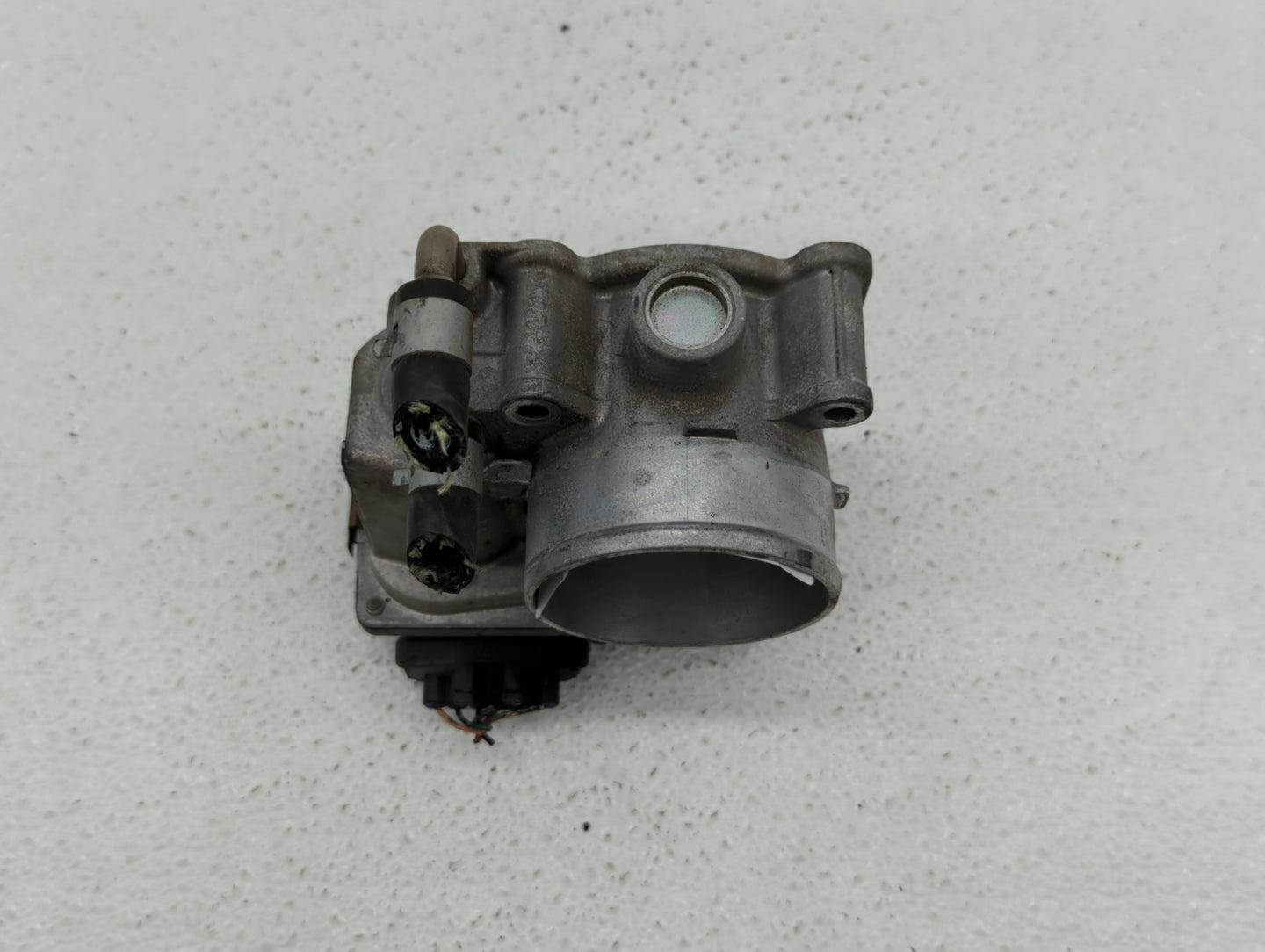 2013-2018 Nissan Altima Throttle Body P/N:3TA60-01 C 3TA60-01 B, 3TA60-01 A Fits Fits 2013 2014 2015 2016 2017 2018 2019 OEM