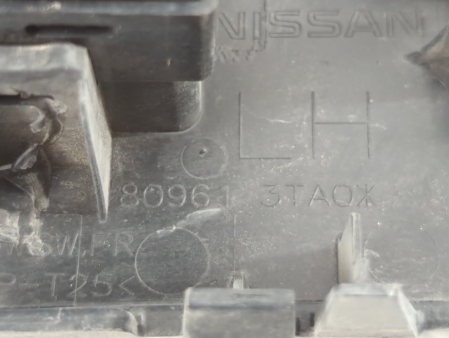 2013-2018 Nissan Altima Master Power Window Switch Replacement Driver Side Left P/N:80961 3TA0X 25401 3TA5A Fits OEM Used Au