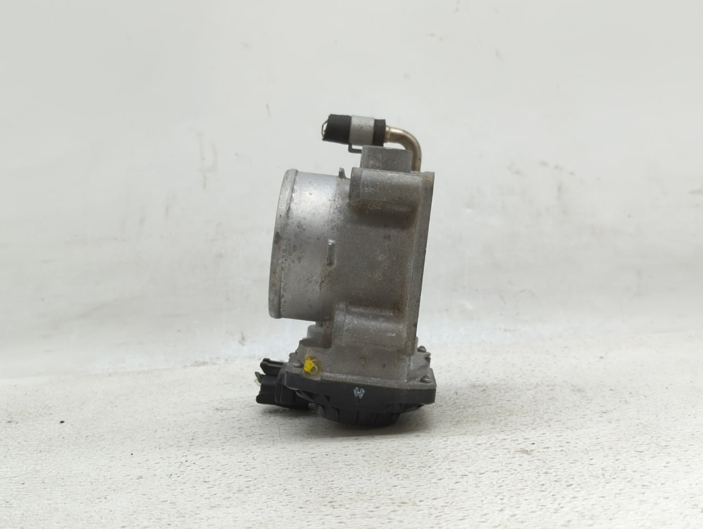 2013-2018 Nissan Altima Throttle Body P/N:3TA60-01 B 3TA60-01 C, 3TA60-01 A Fits Fits 2013 2014 2015 2016 2017 2018 2019 OEM