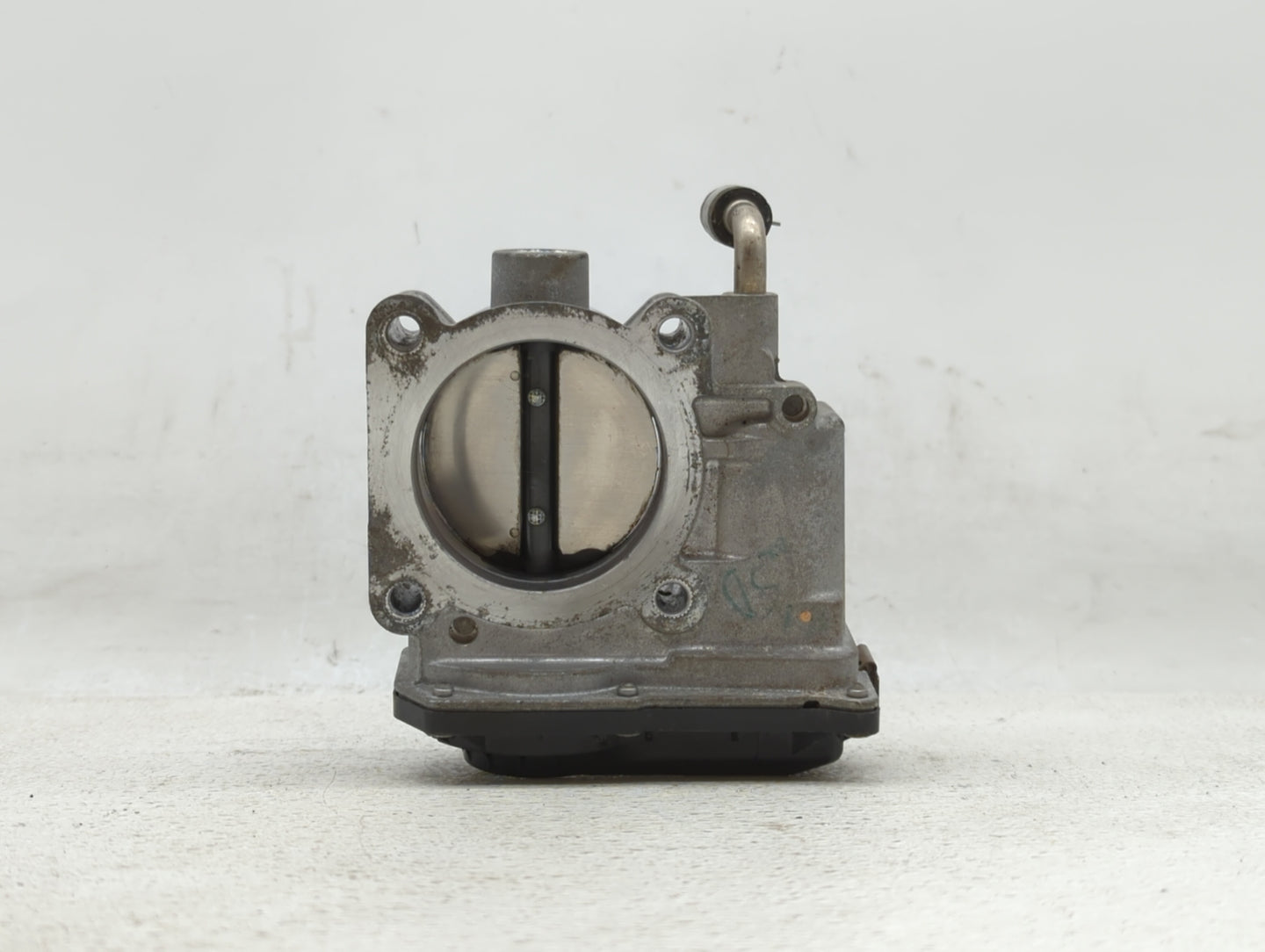 2013-2018 Nissan Altima Throttle Body P/N:3TA60-01 B 3TA60-01 C, 3TA60-01 A Fits Fits 2013 2014 2015 2016 2017 2018 2019 OEM