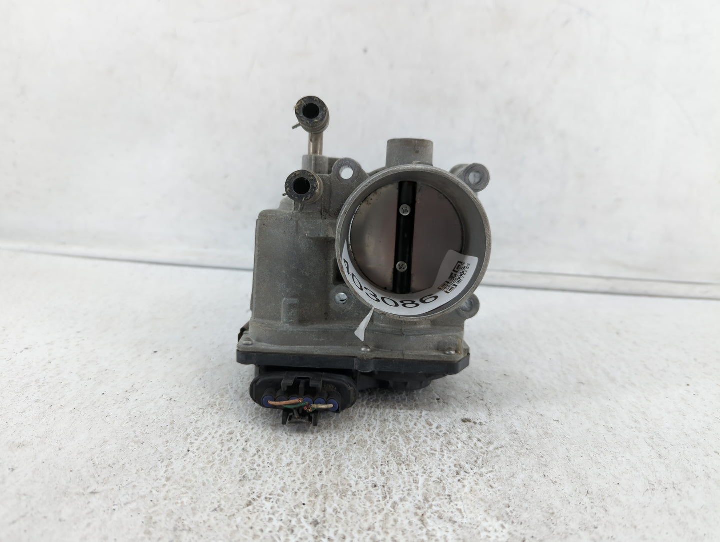 2013-2018 Nissan Altima Throttle Body P/N:3TA60-01 C 3TA60-01 B, 3TA60-01 A Fits Fits 2013 2014 2015 2016 2017 2018 2019 OEM