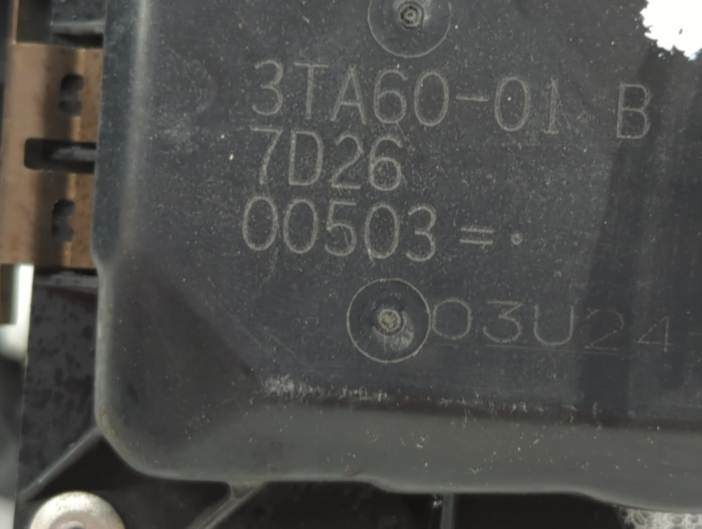 2013-2018 Nissan Altima Throttle Body P/N:3TA60-01 C 3TA60-01 B, 3TA60-01 A Fits Fits 2013 2014 2015 2016 2017 2018 2019 OEM