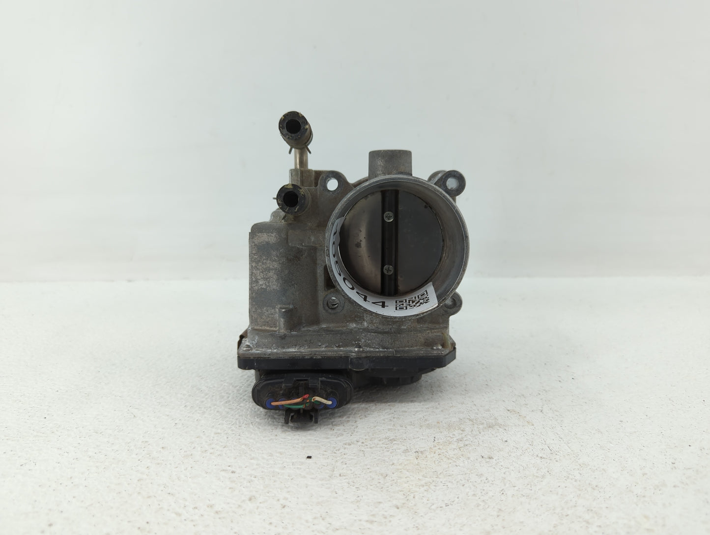 2013-2018 Nissan Altima Throttle Body P/N:3TA60-01 C 3TA60-01 B, 3TA60-01 A Fits Fits 2013 2014 2015 2016 2017 2018 2019 OEM