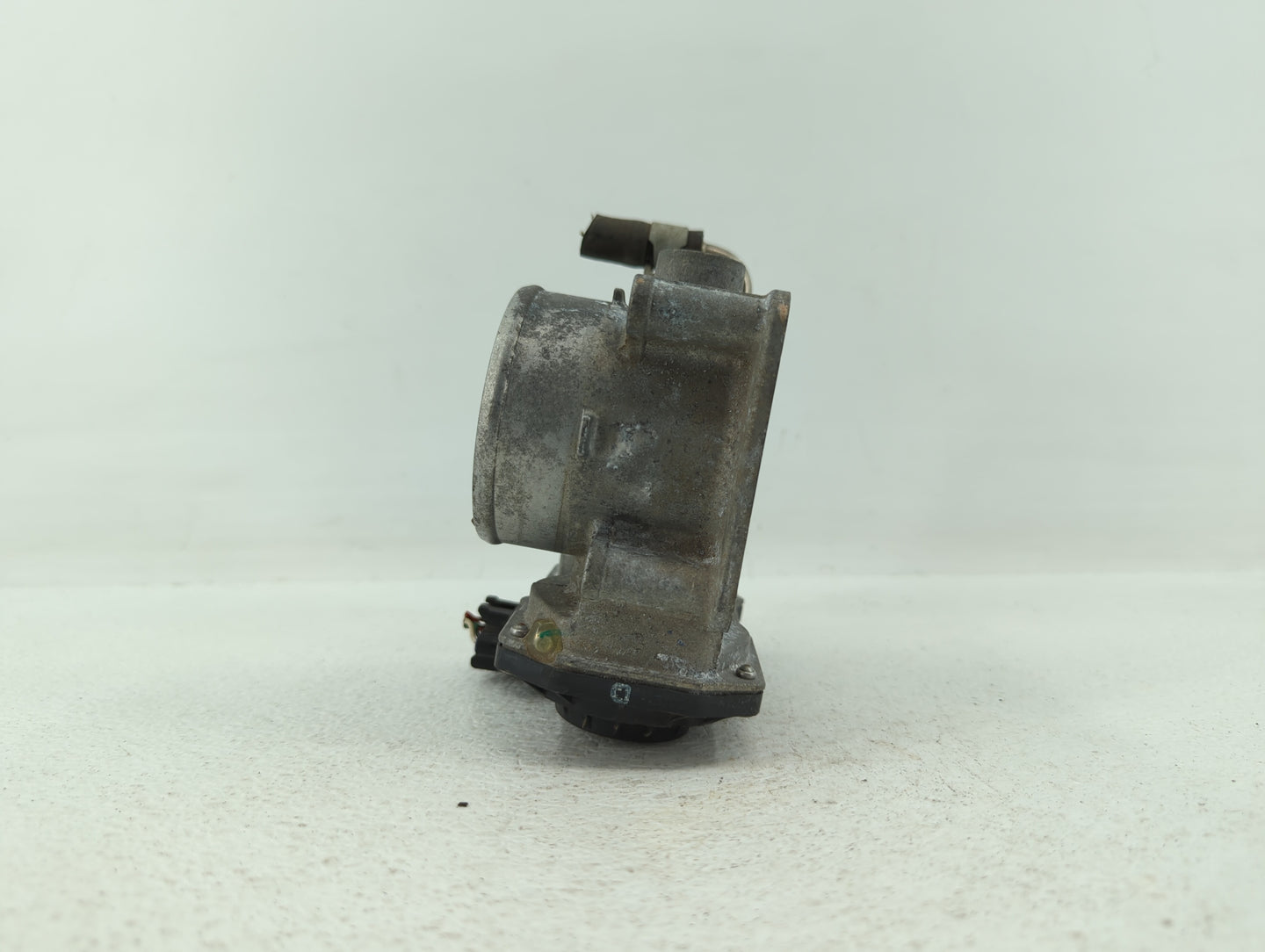 2013-2018 Nissan Altima Throttle Body P/N:3TA60-01 C 3TA60-01 B, 3TA60-01 A Fits Fits 2013 2014 2015 2016 2017 2018 2019 OEM