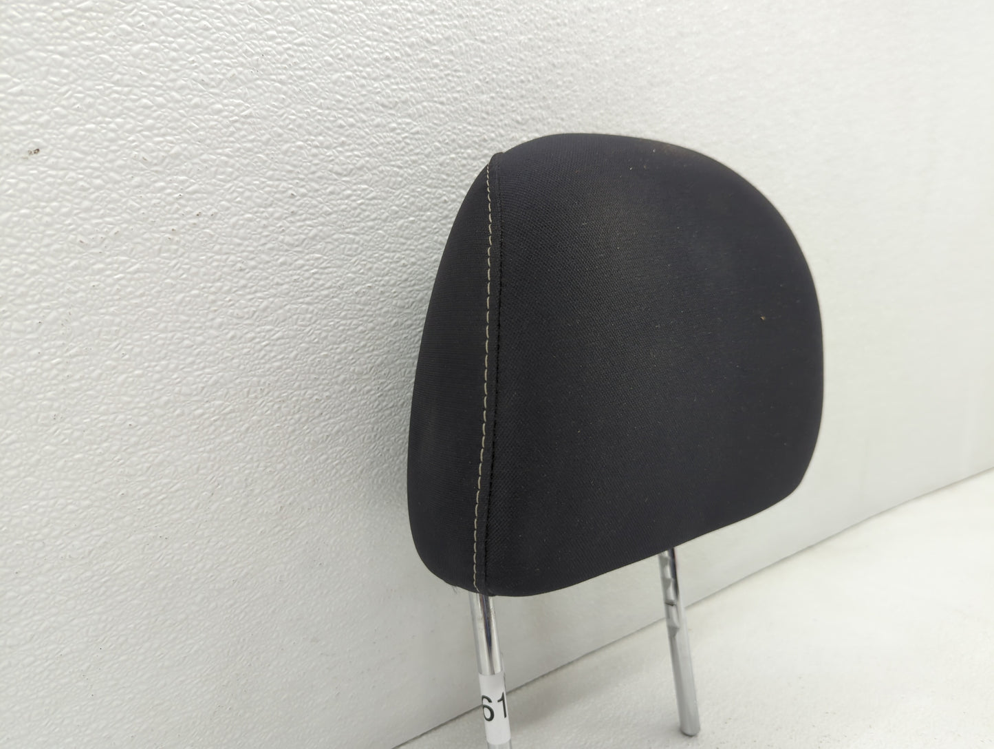 2017-2017 Nissan Altima Headrest Head Rest Front Driver Passenger Seat - Oemusedautoparts1.com