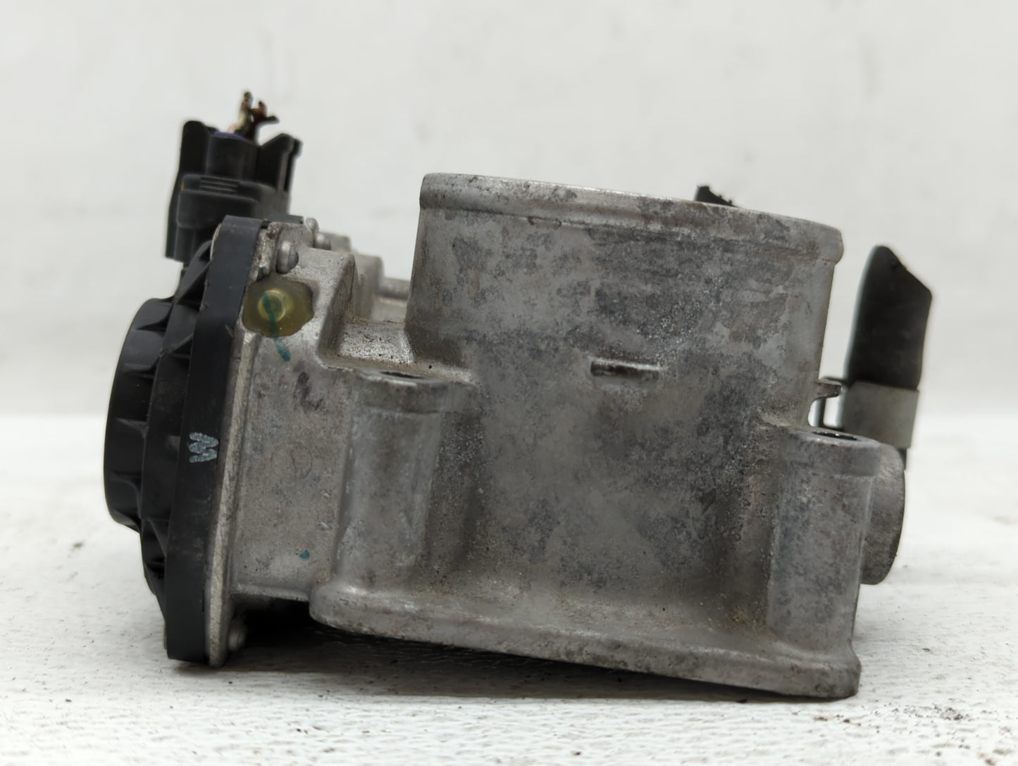 2013-2018 Nissan Altima Throttle Body P/N:3TA60-01 B 3TA60-01 C, 3TA60-01 A Fits Fits 2013 2014 2015 2016 2017 2018 2019 202