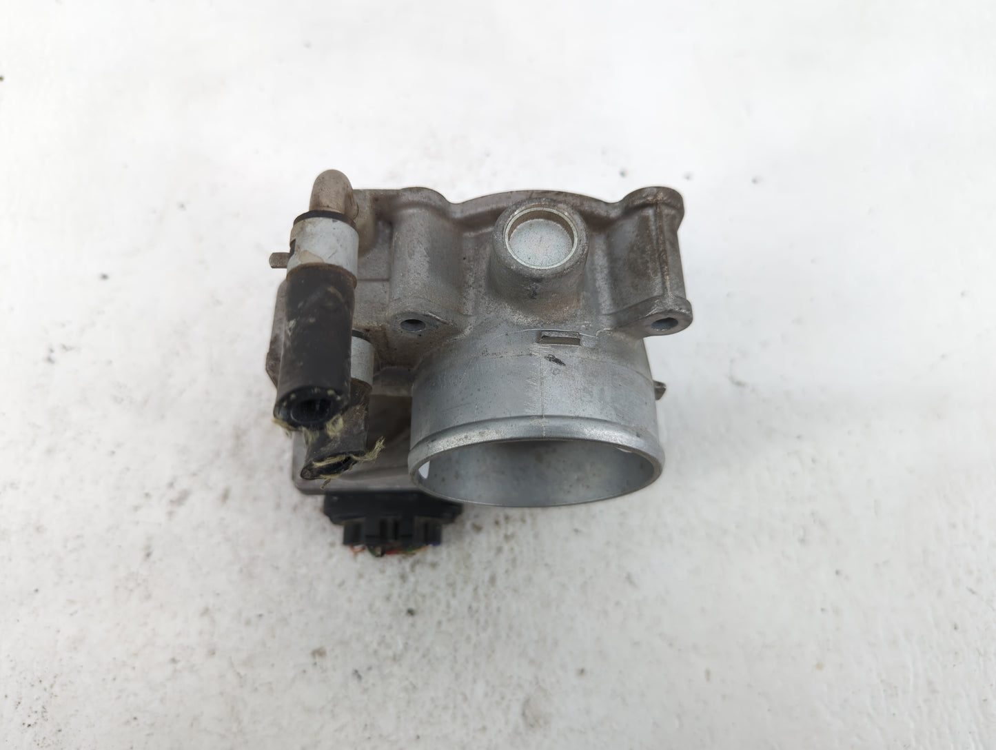2013-2018 Nissan Altima Throttle Body P/N:3TA60-01 B 3TA60-01 C, 3TA60-01 A Fits Fits 2013 2014 2015 2016 2017 2018 2019 202