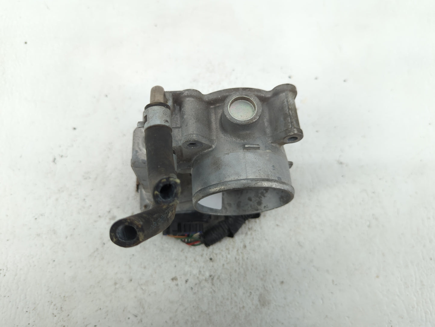 2013-2018 Nissan Altima Throttle Body P/N:3TA60-01 B 3TA60-01 C, 3TA60-01 A Fits Fits 2013 2014 2015 2016 2017 2018 2019 202