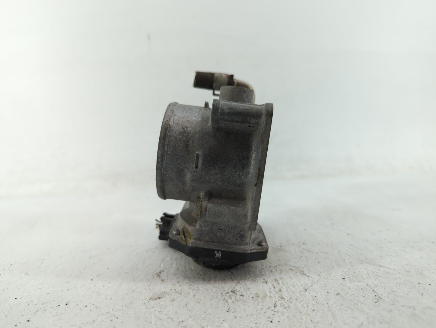 2013-2018 Nissan Altima Throttle Body P/N:3TA60-01 B 3TA60-01 C, 3TA60-01 A Fits Fits 2013 2014 2015 2016 2017 2018 2019 202